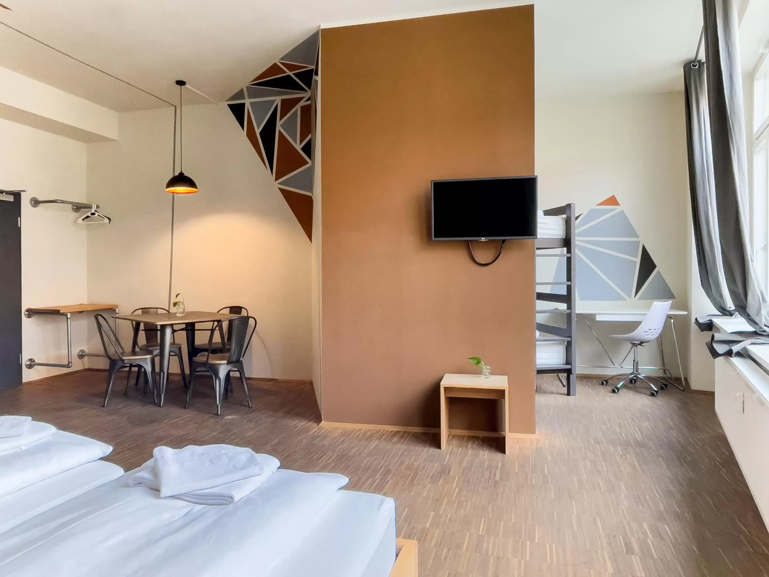 Photo of the whole room, Bed in Five Elements Hostel Leipzig