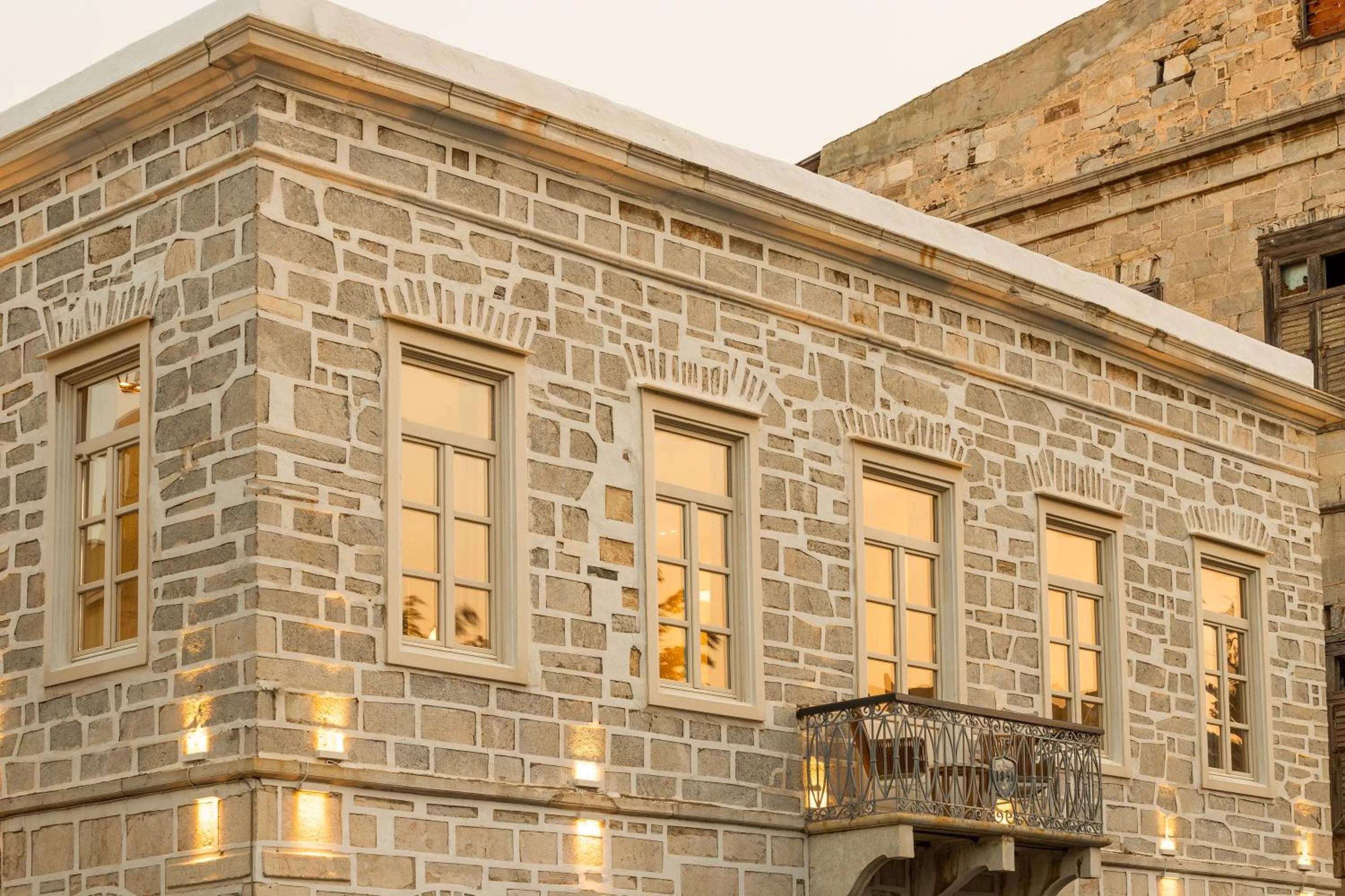 Property Building in SYROS SOUL LUXURY SUITES