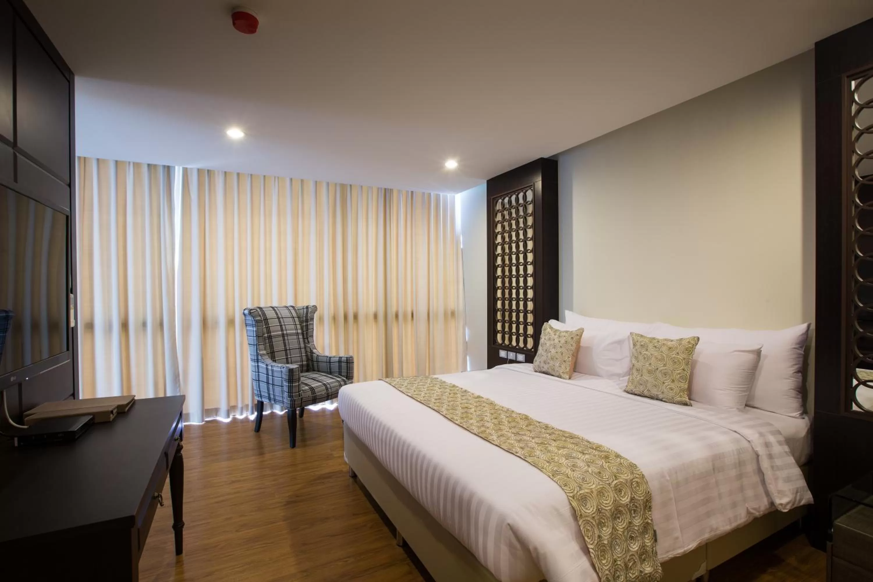 Bedroom, Bed in S17 Nimman