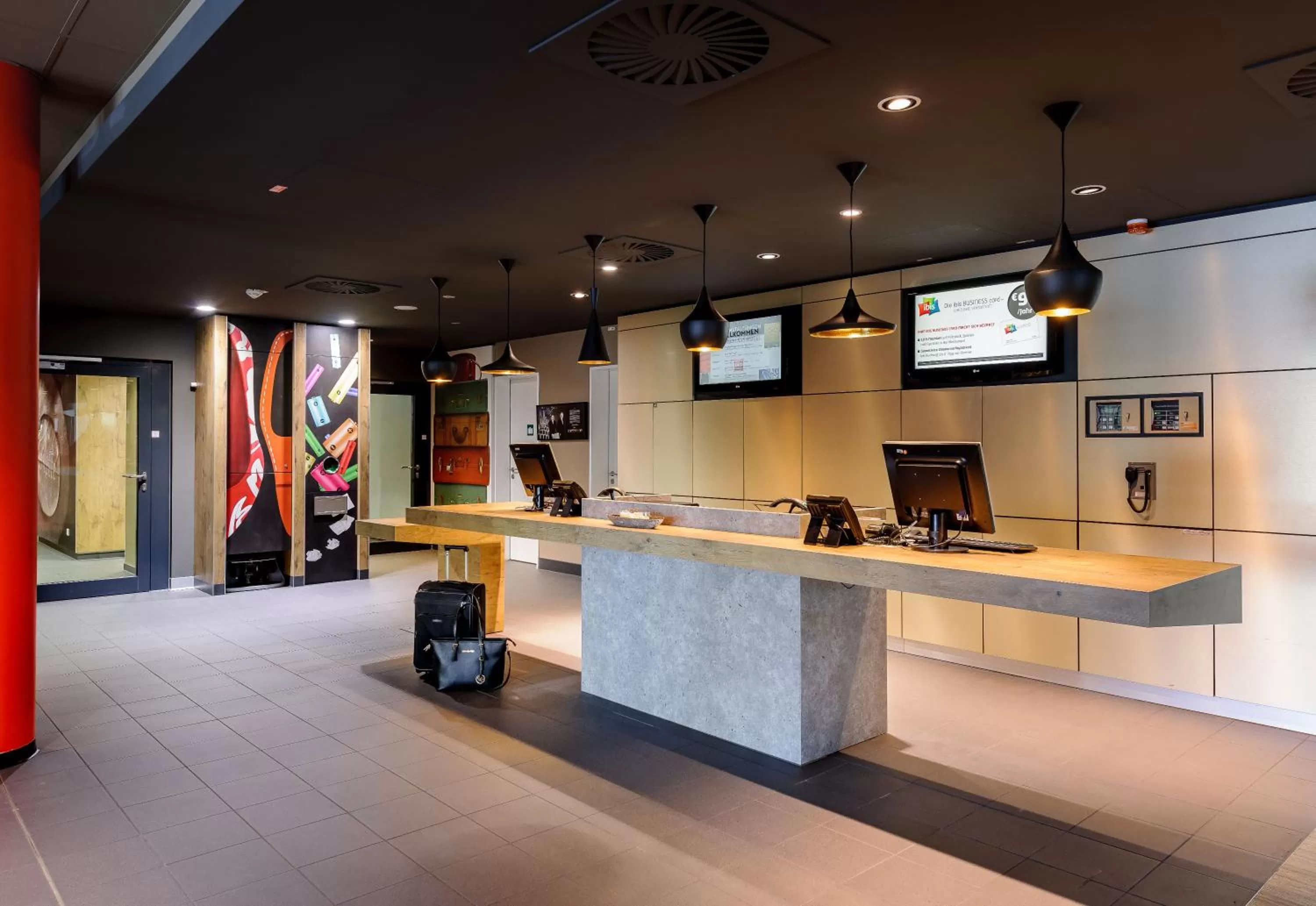 Lobby or reception in ibis Konstanz