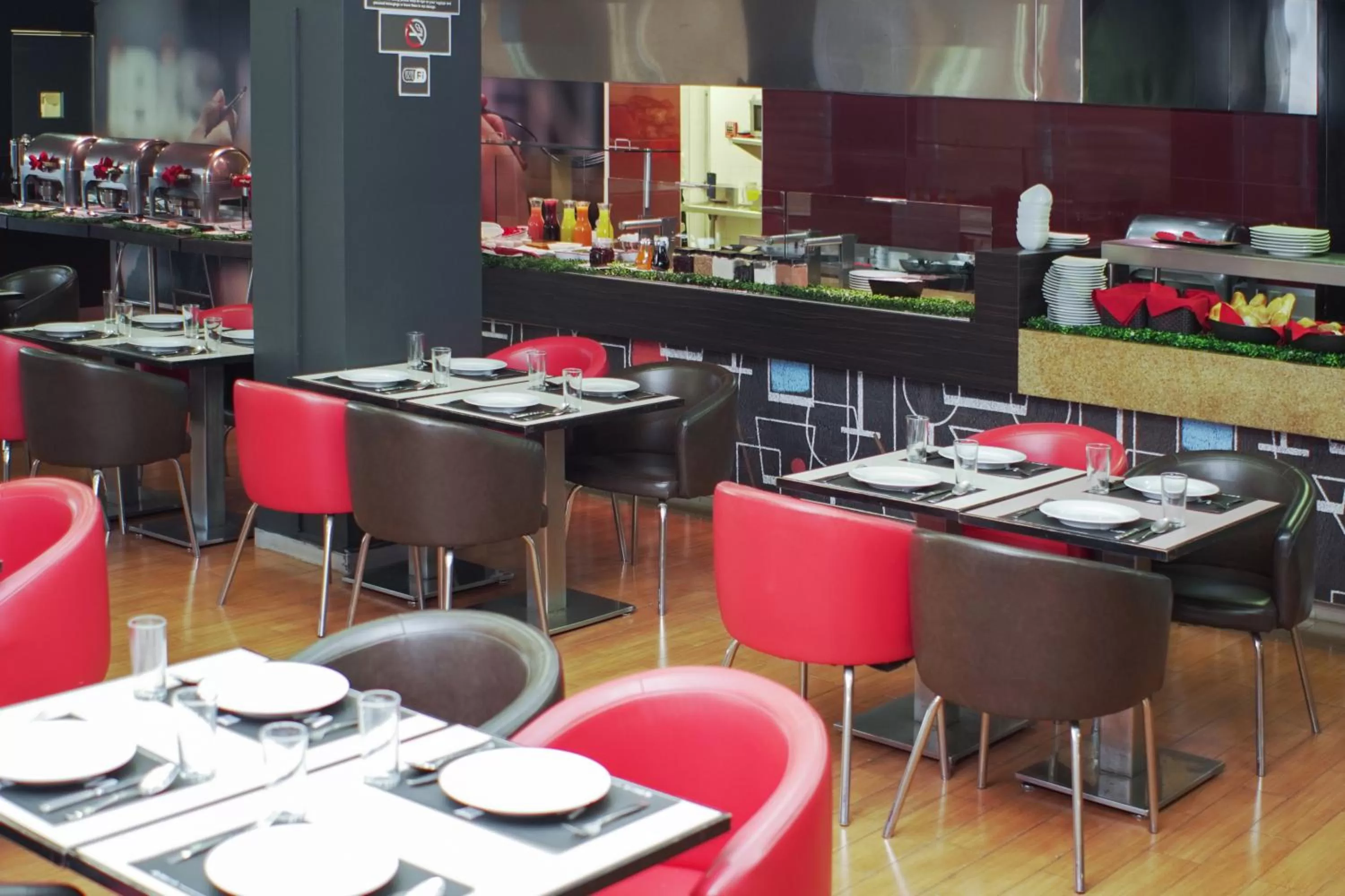 Restaurant/places to eat in Ibis Hermosillo