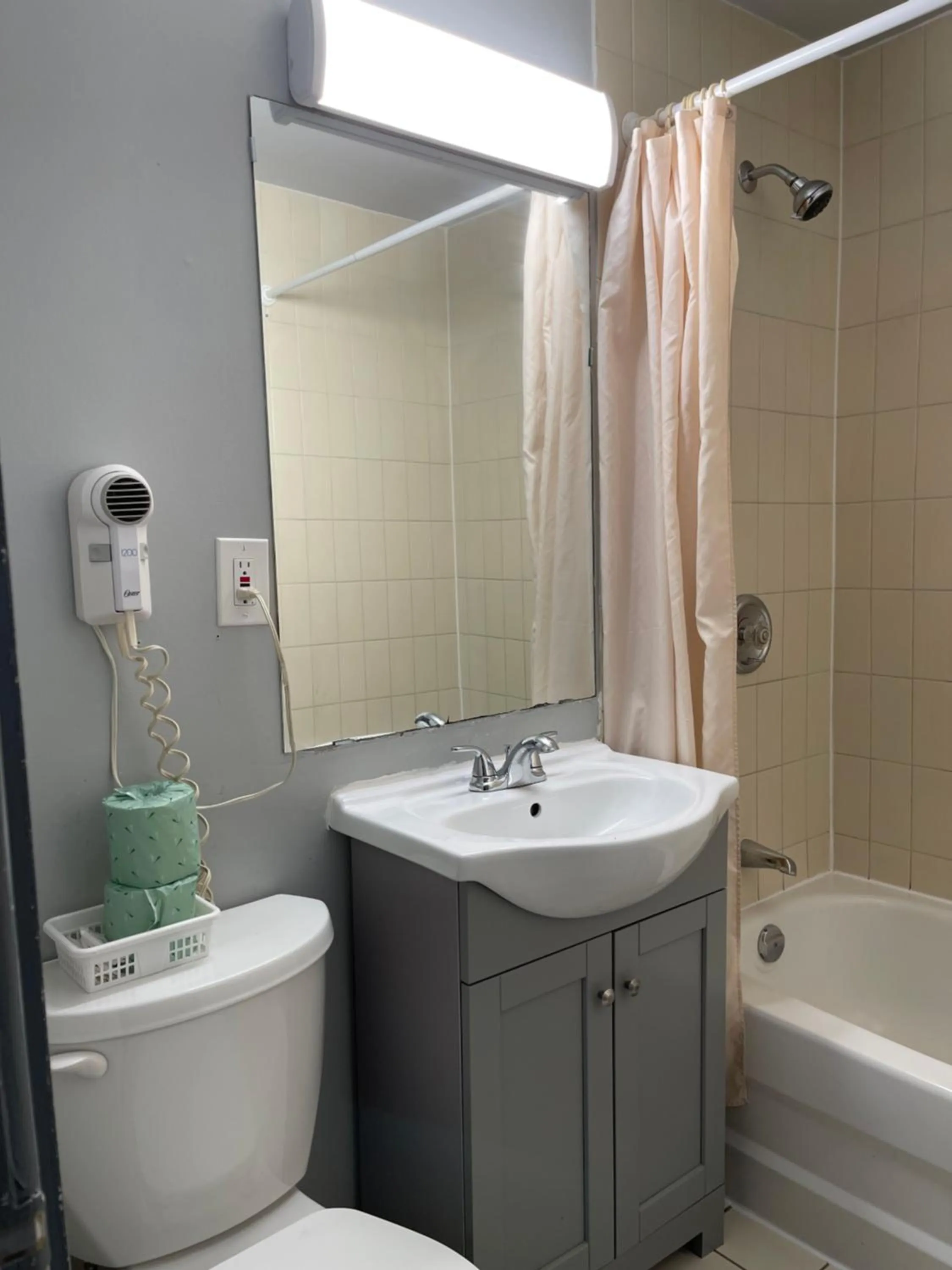 Bathroom in Liberty Inn