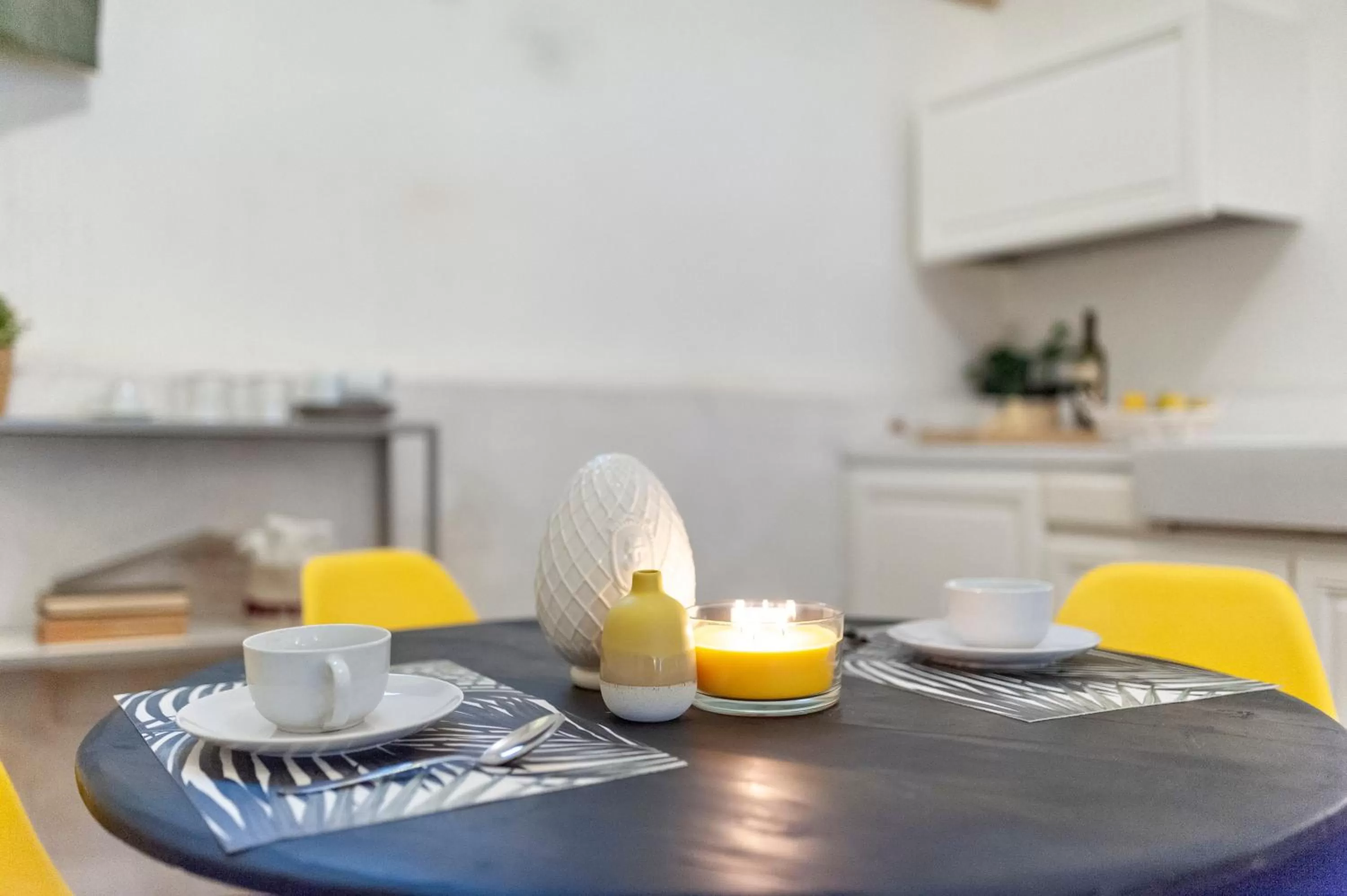 Dining area in Yellow Loft - Old Town Apartment SIT