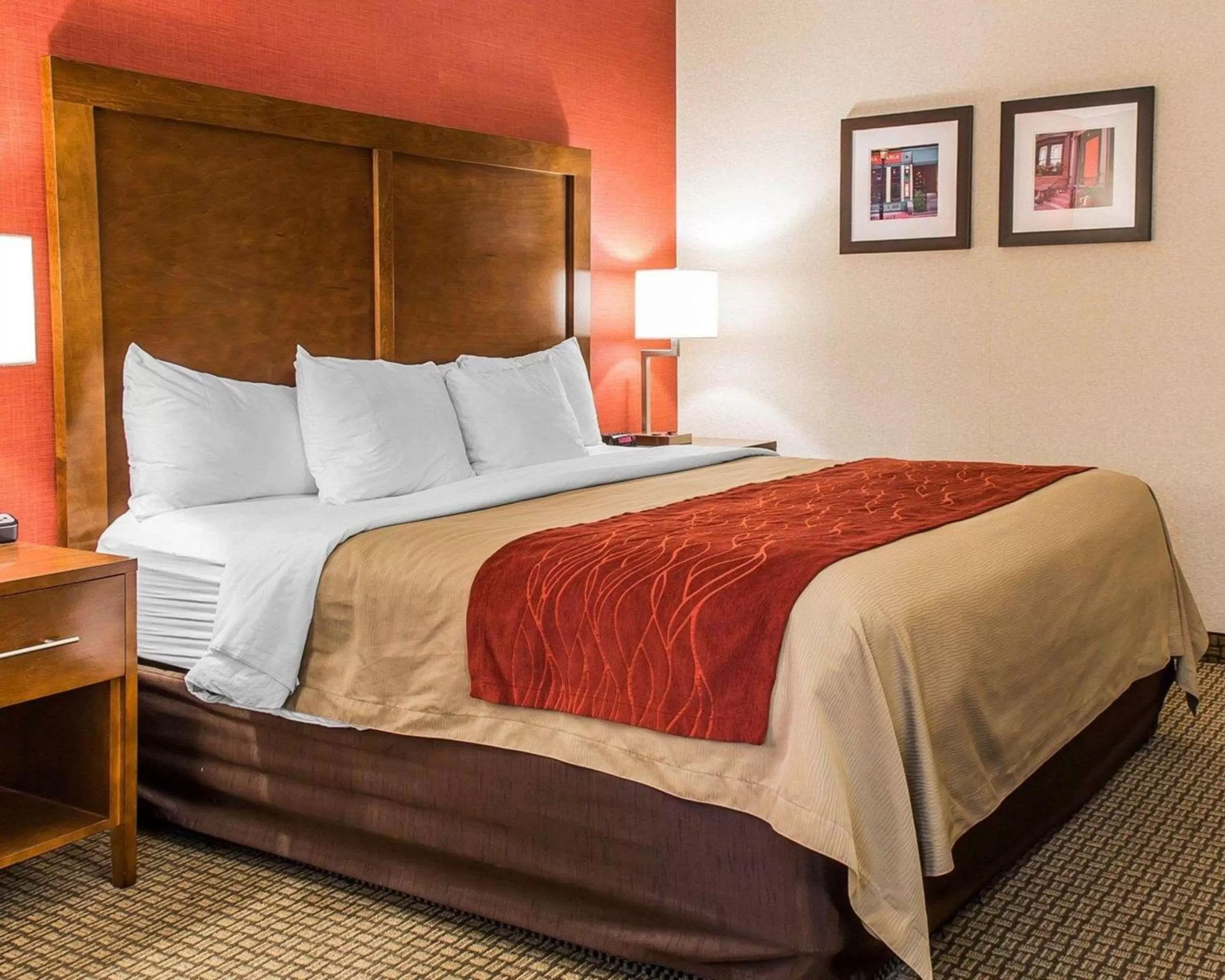 Photo of the whole room, Bed in Comfort Inn Boston