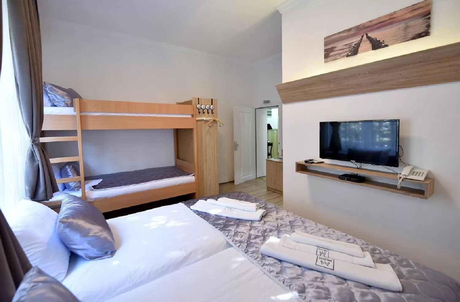 Bunk Bed in Villa Nina Hotel & Lounge bar