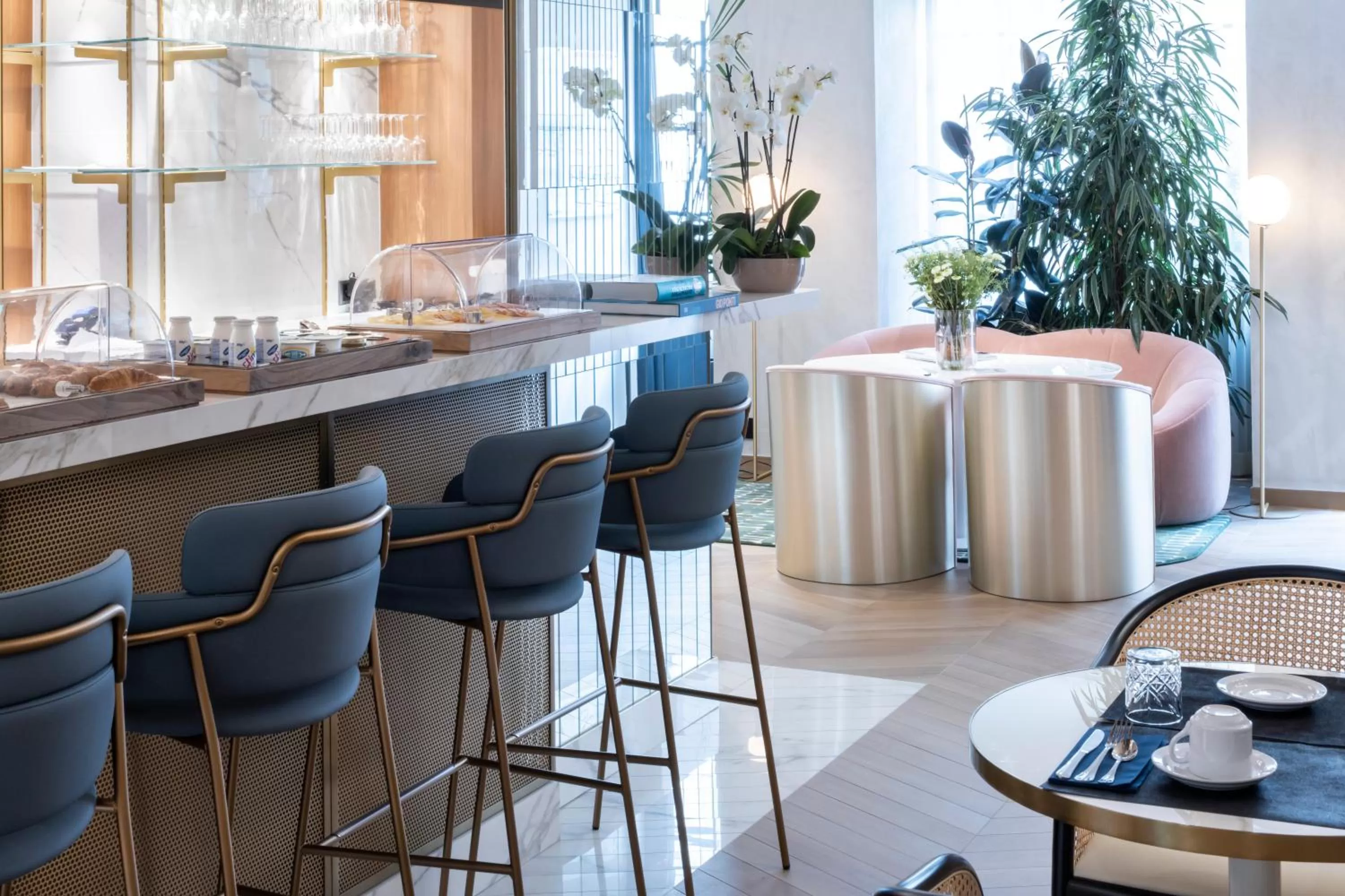 Breakfast in Hôtel Parisianer