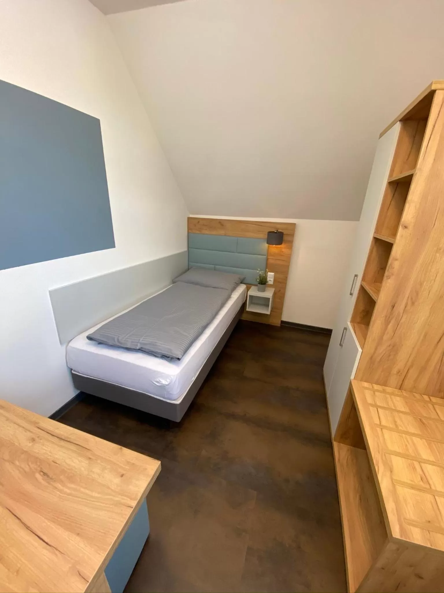 Photo of the whole room, Bed in besttime Hotel Monschau