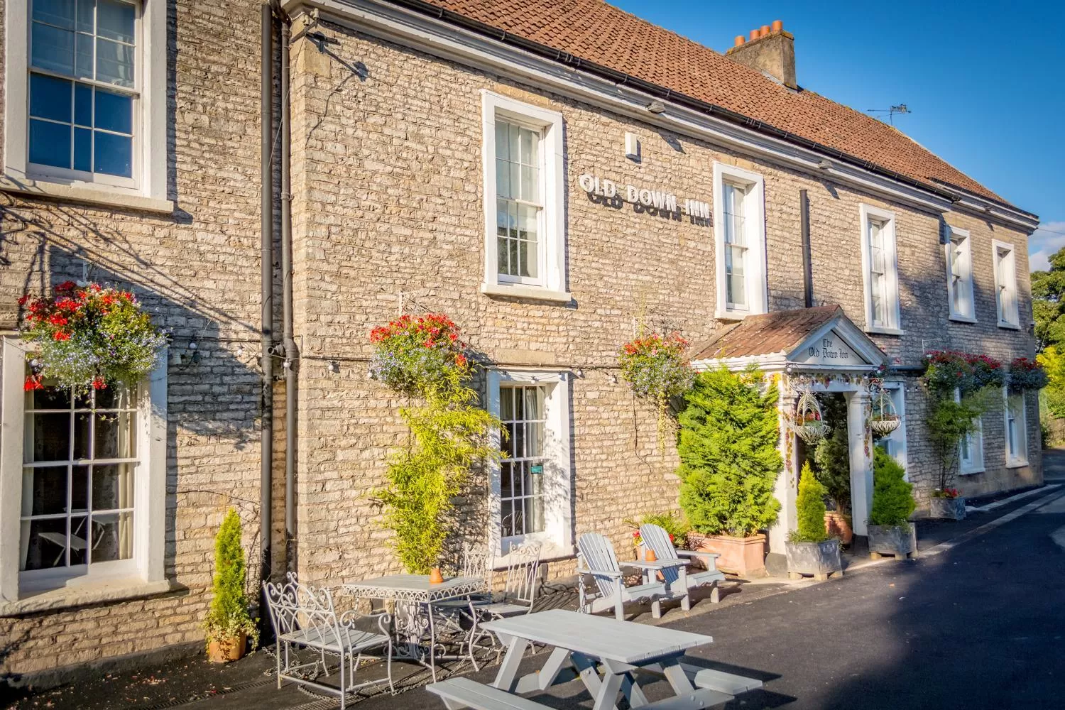 Facade/entrance, Property Building in The Old Down Inn