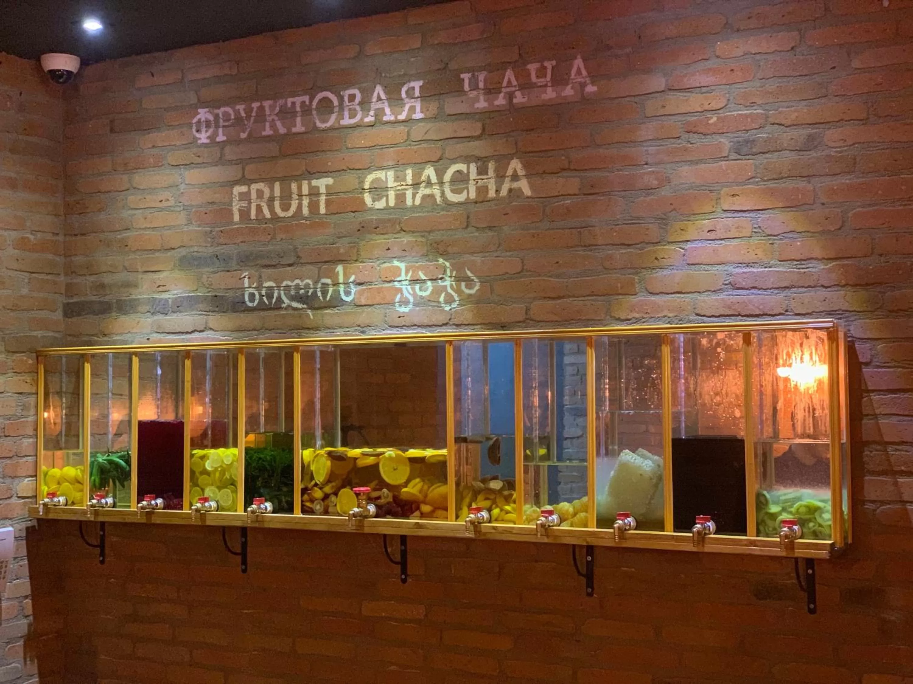 Lounge or bar in Royal Inn