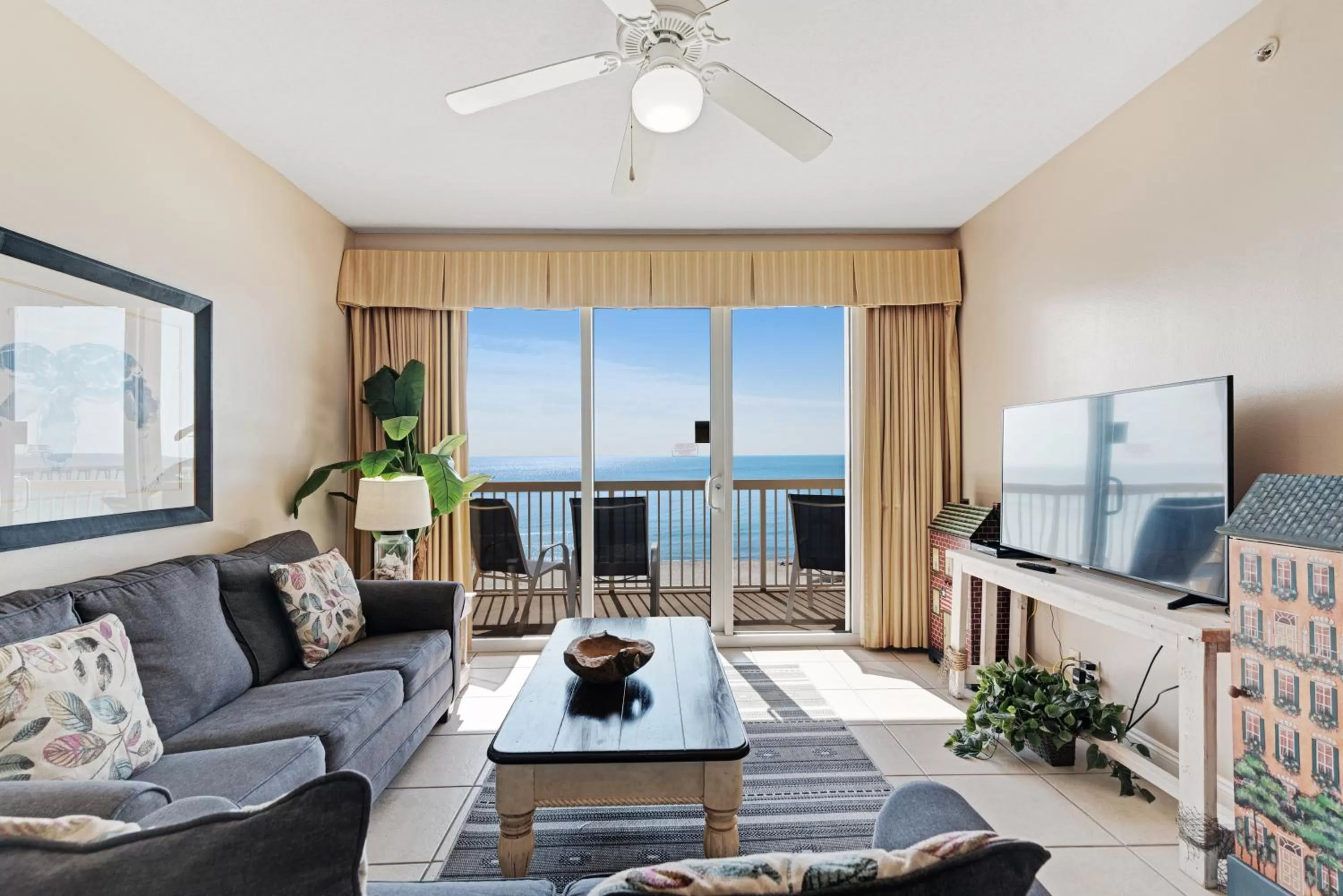 Seating Area in Calypso Resort