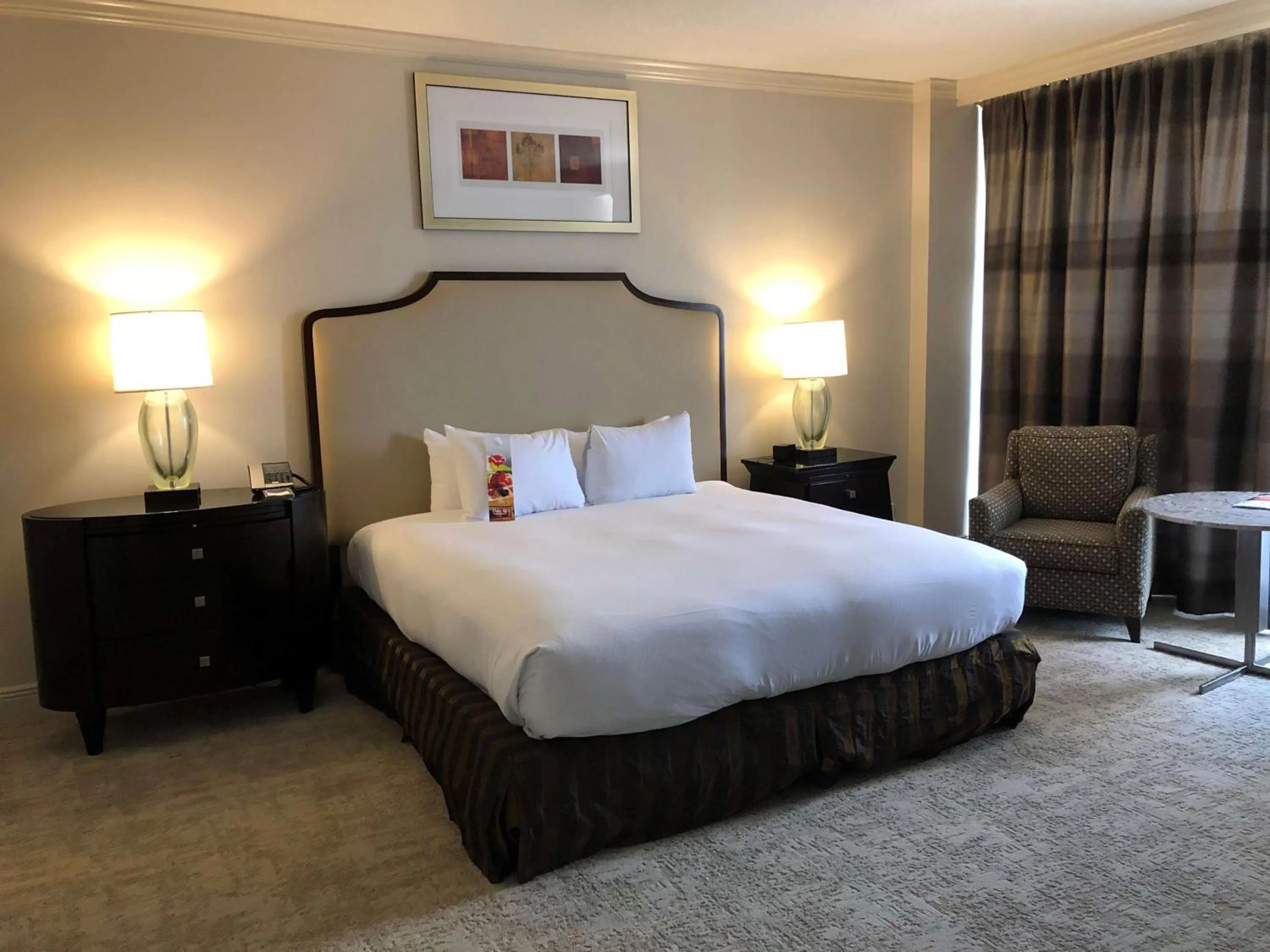 Bed in Hilton Houston Post Oak by the Galleria