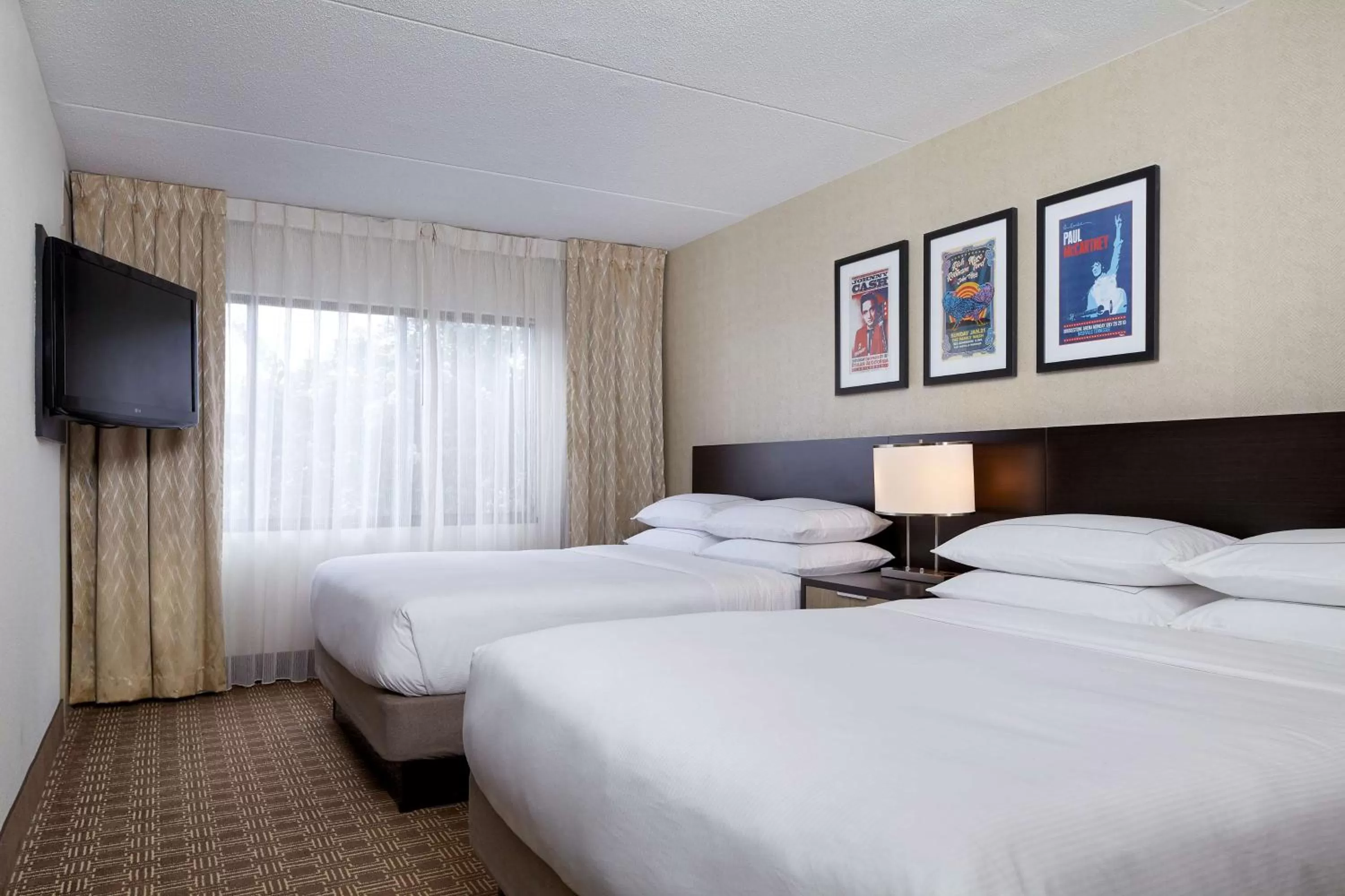 Bed in DoubleTree Suites by Hilton Nashville Airport