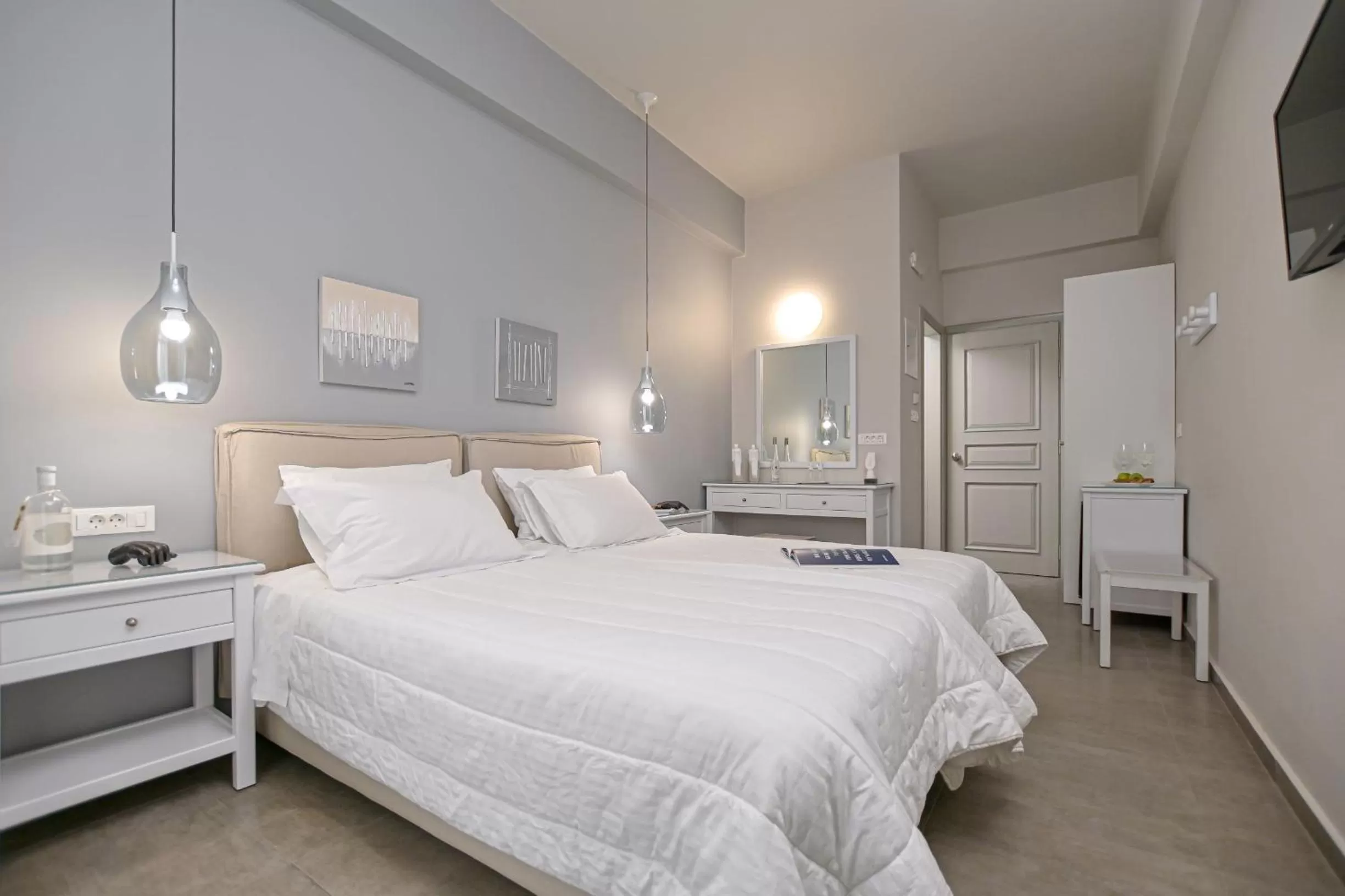 Property building, Bed in Hotel Grotta