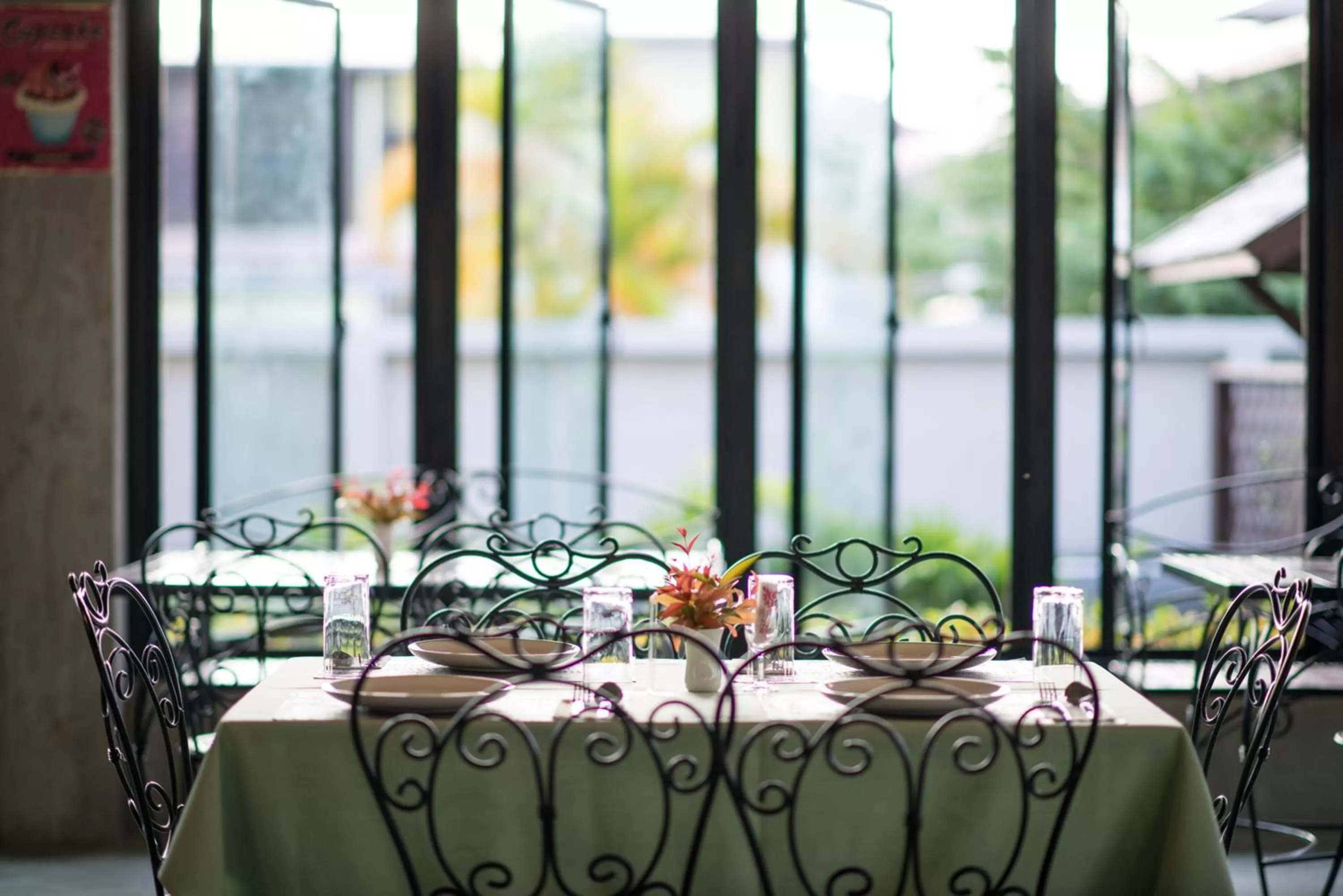 Food and drinks in Maryo Resort Chiangrai - SHA Plus