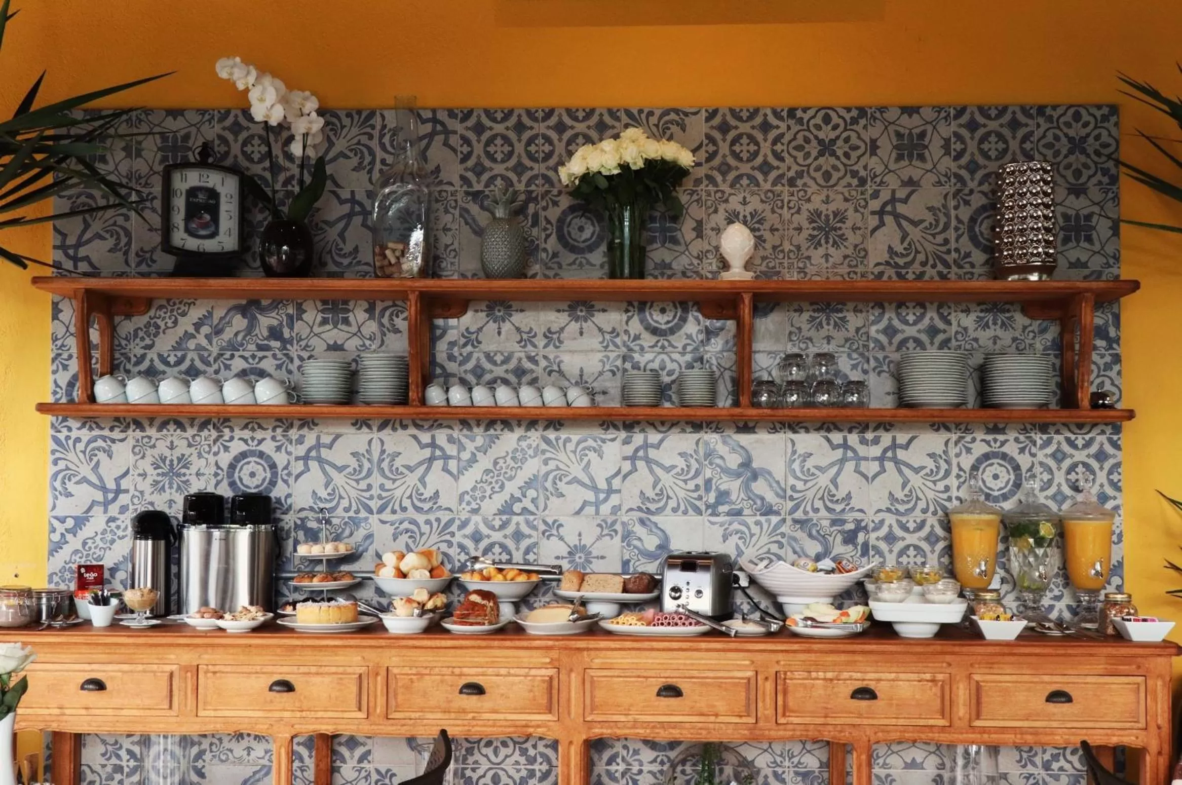 Breakfast in Pousada Santa Thereza