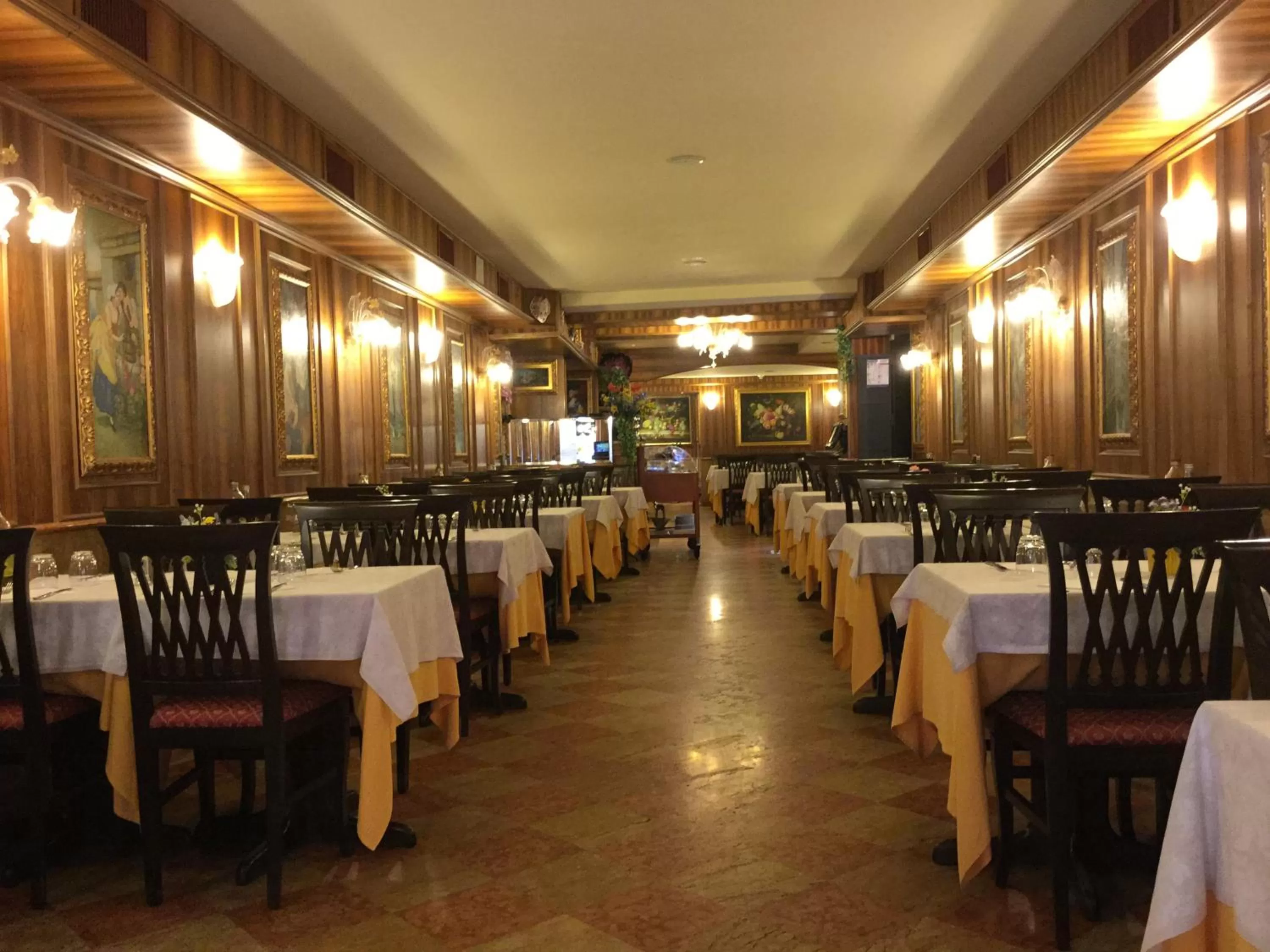 Restaurant/places to eat in Antico Panada