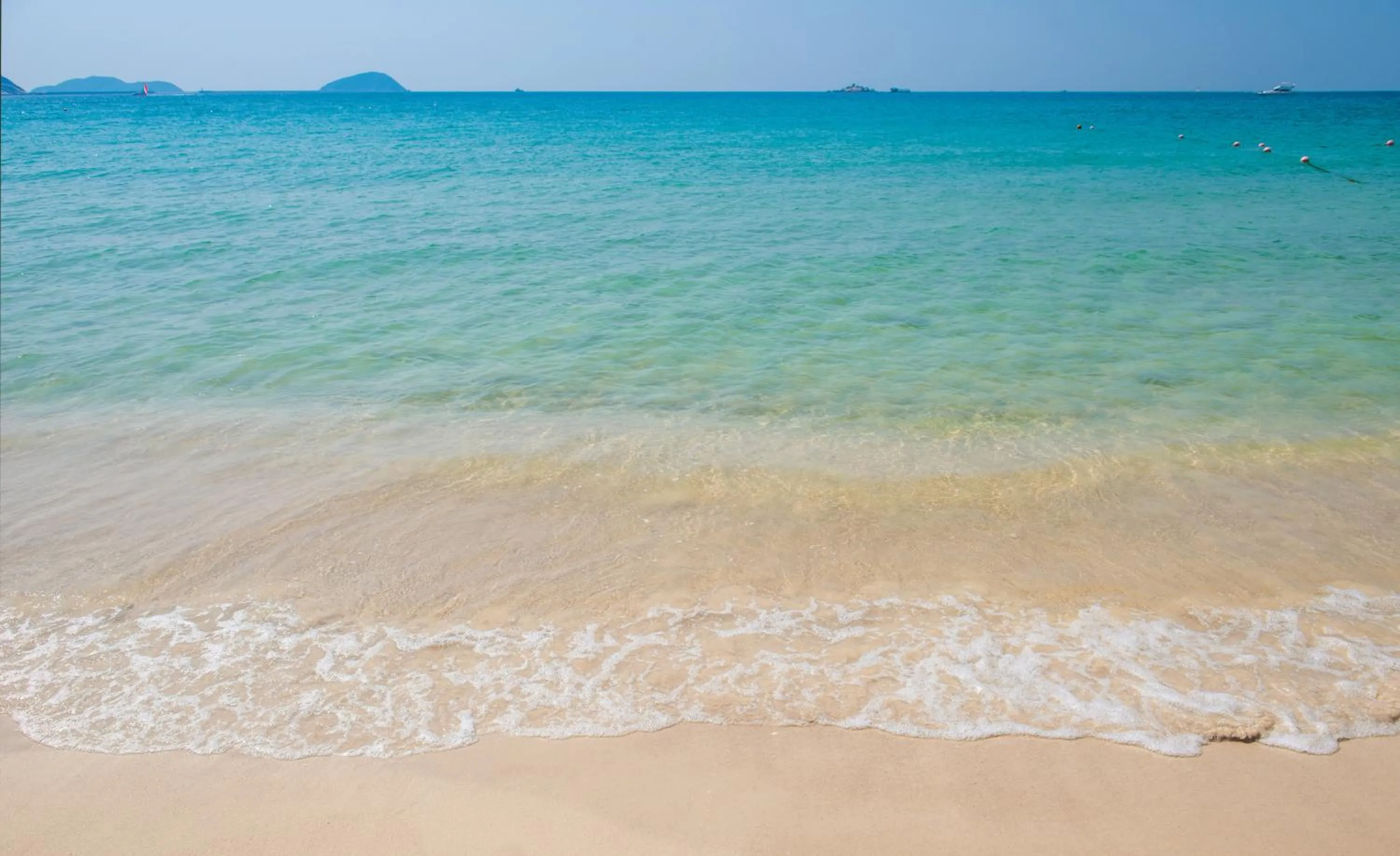 Beach in Horizon Resort & Spa Yalong Bay-Yalong Bay Central