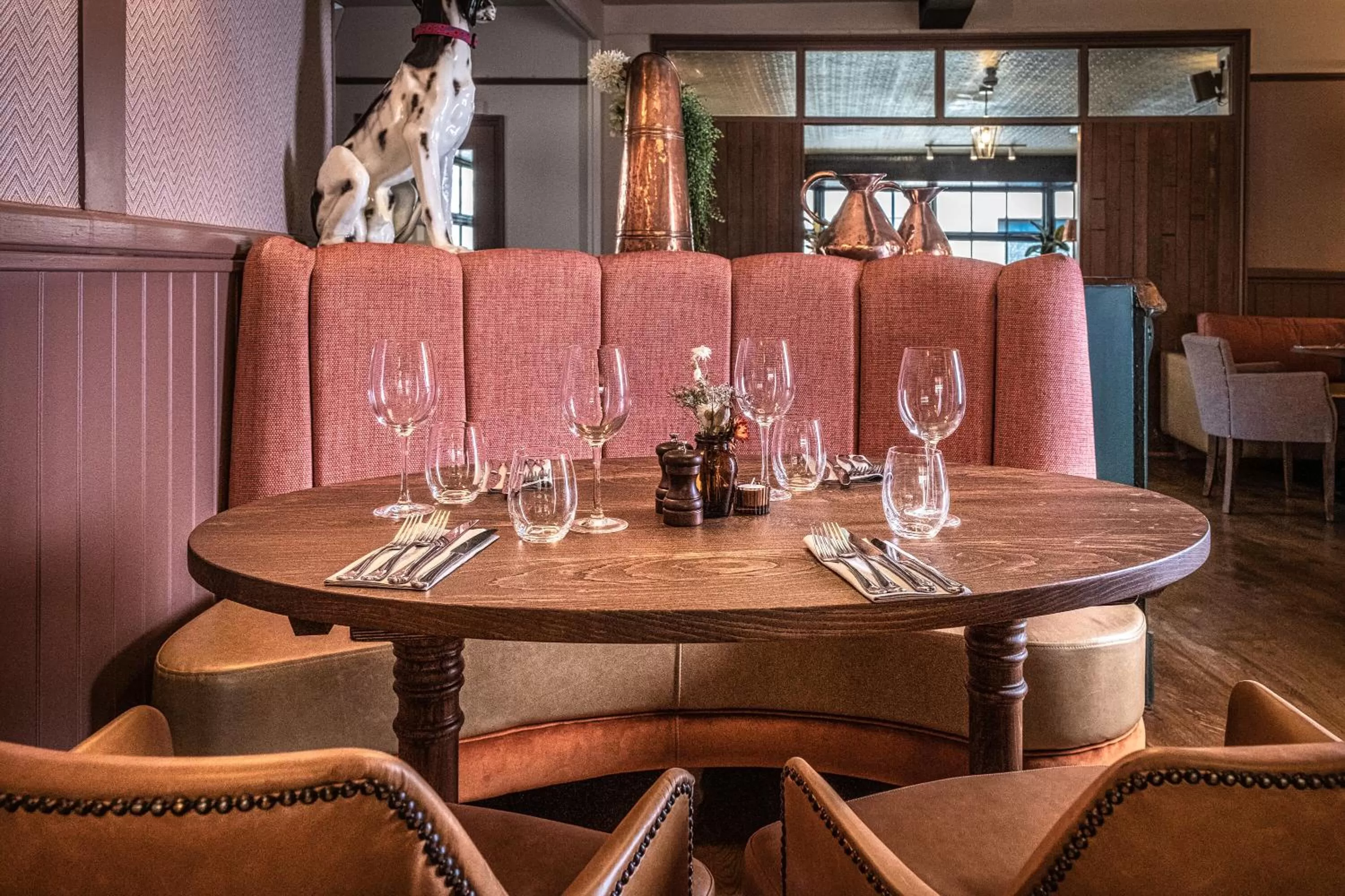 Restaurant/places to eat in The Feathers Holt