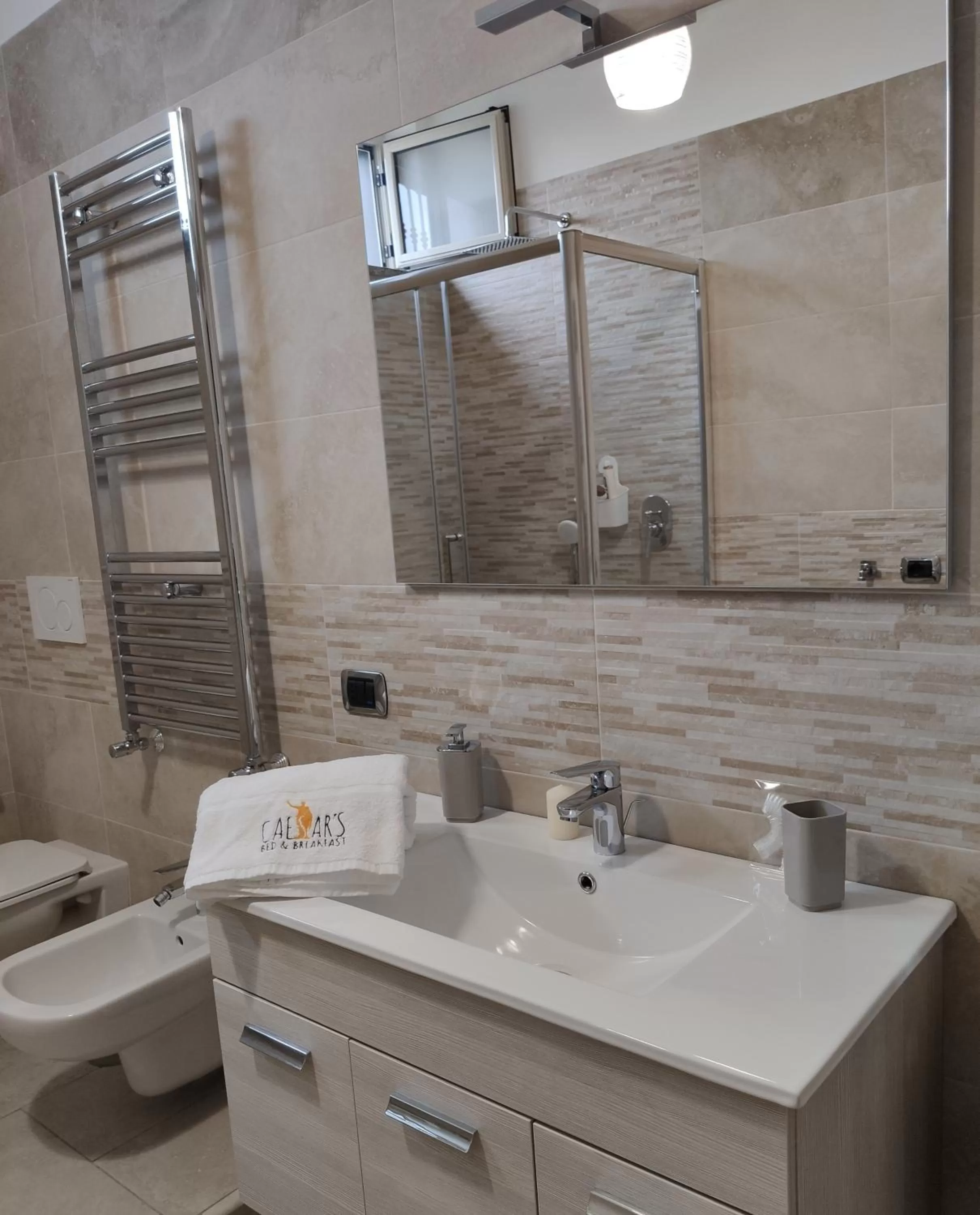 Bathroom in Caesar's B&B