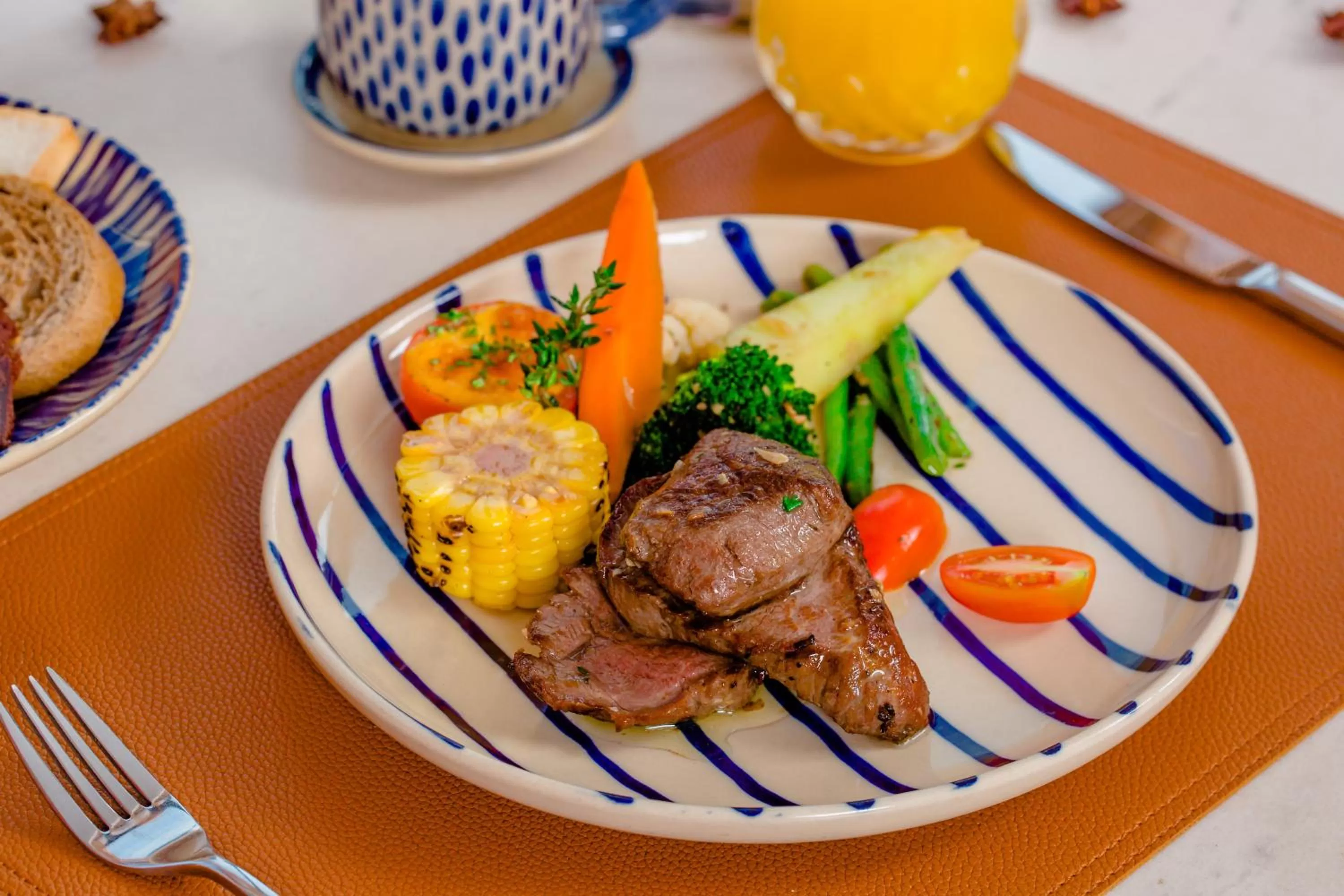 Food and drinks in Prostyle Hotel Ho Chi Minh プロスタイルホテルホーチミン