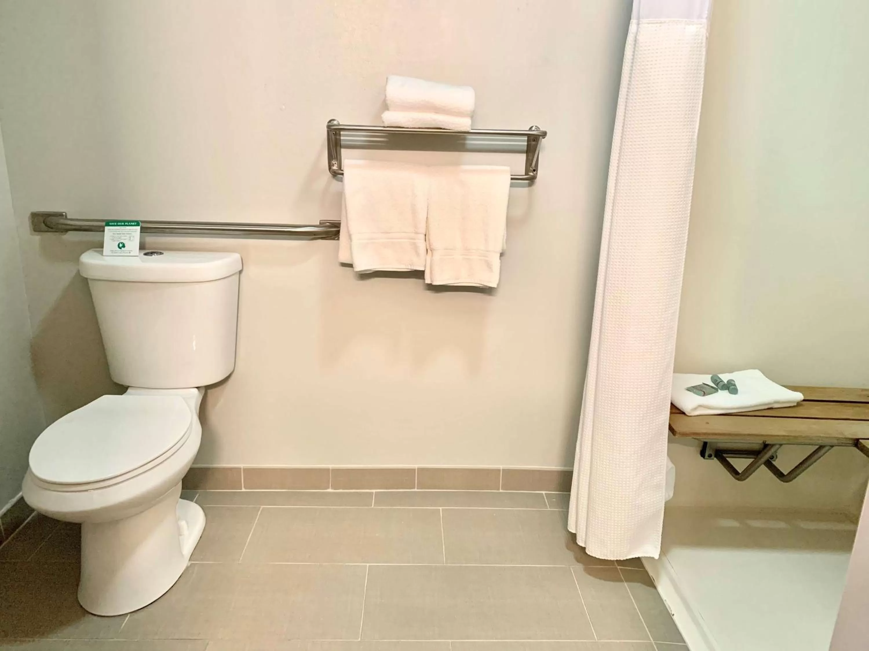 Bathroom in Best Western Oswego Hotel