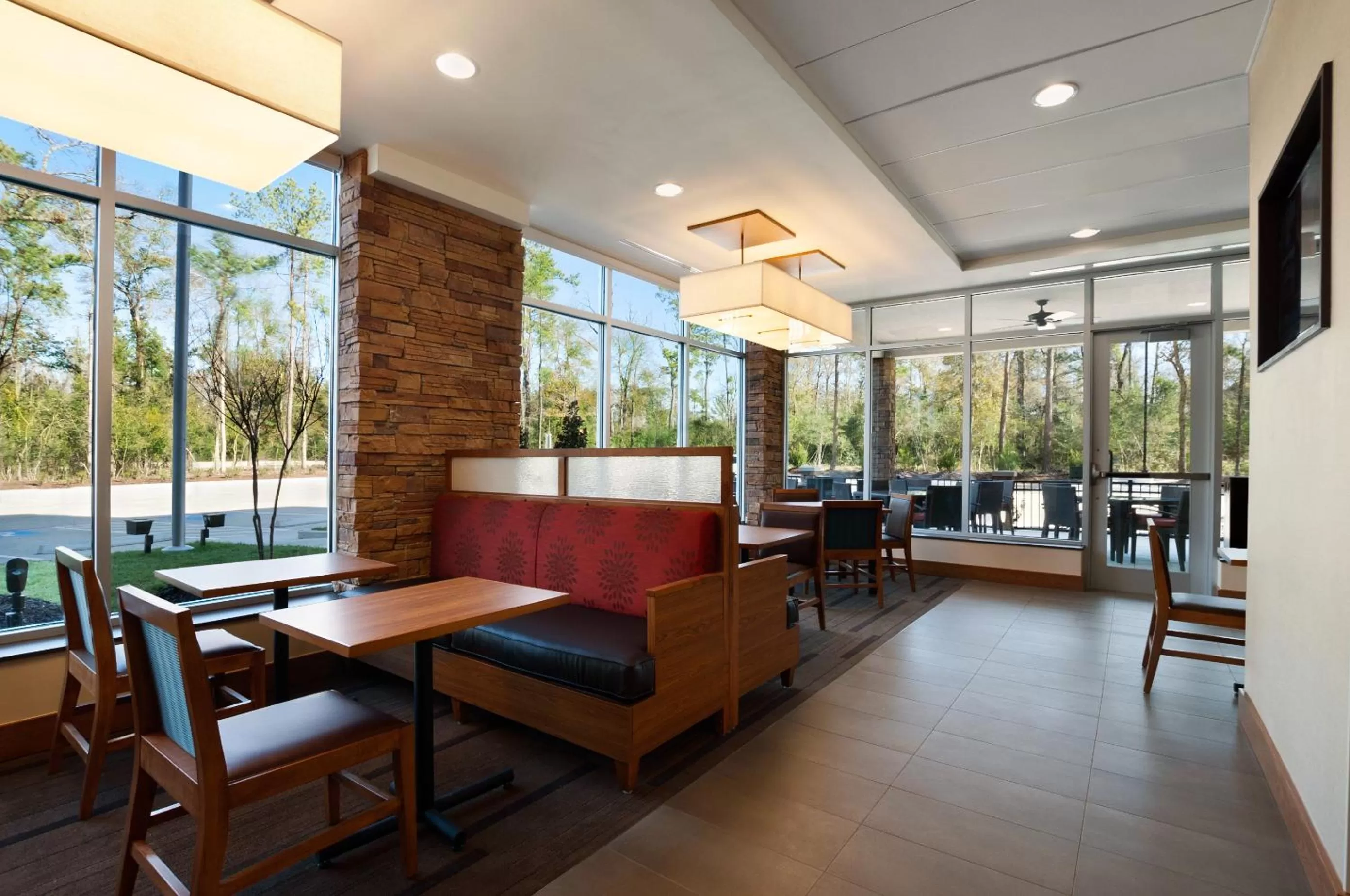Lobby or reception in Hyatt Place Houston/The Woodlands
