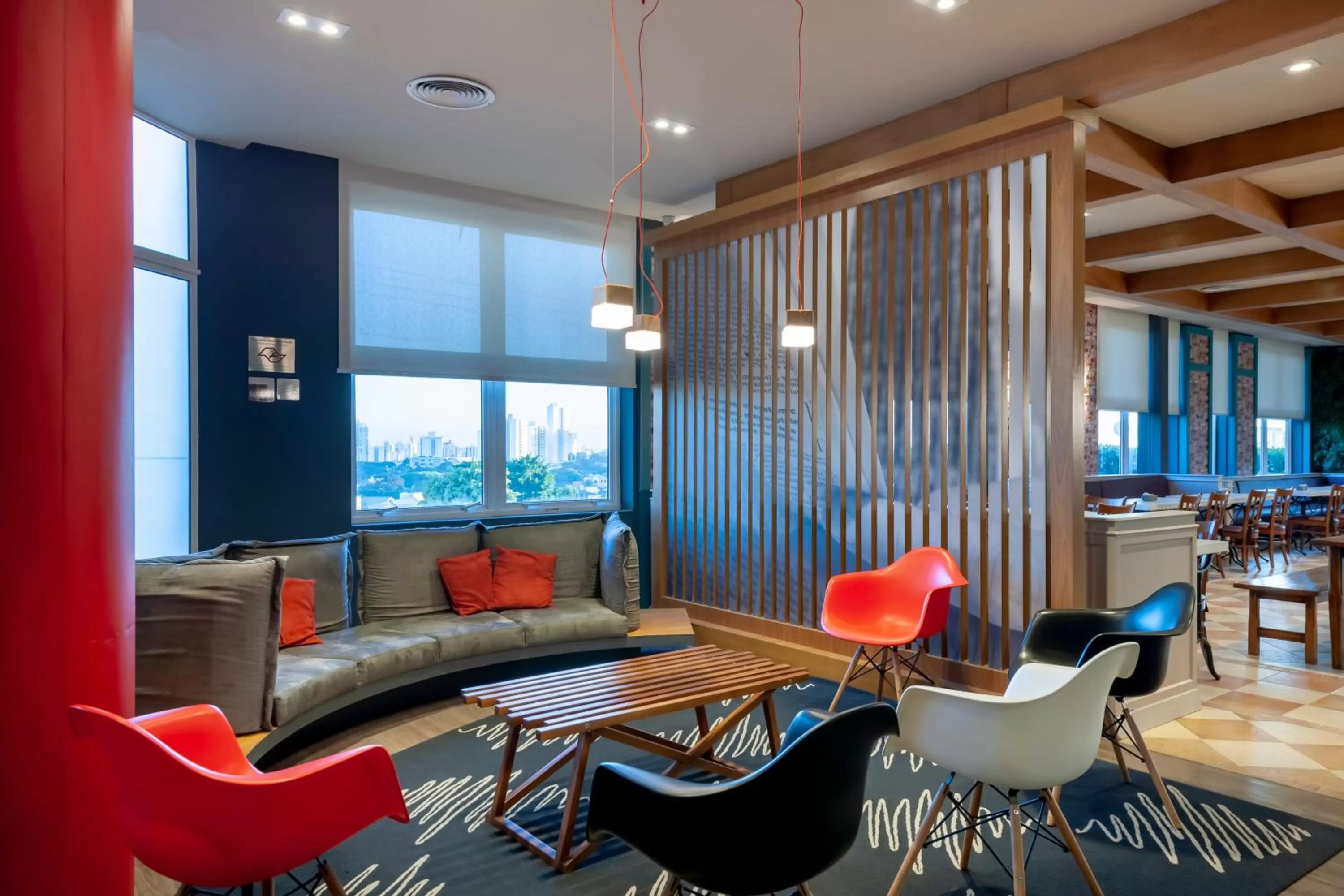 Seating area in ibis Sorocaba