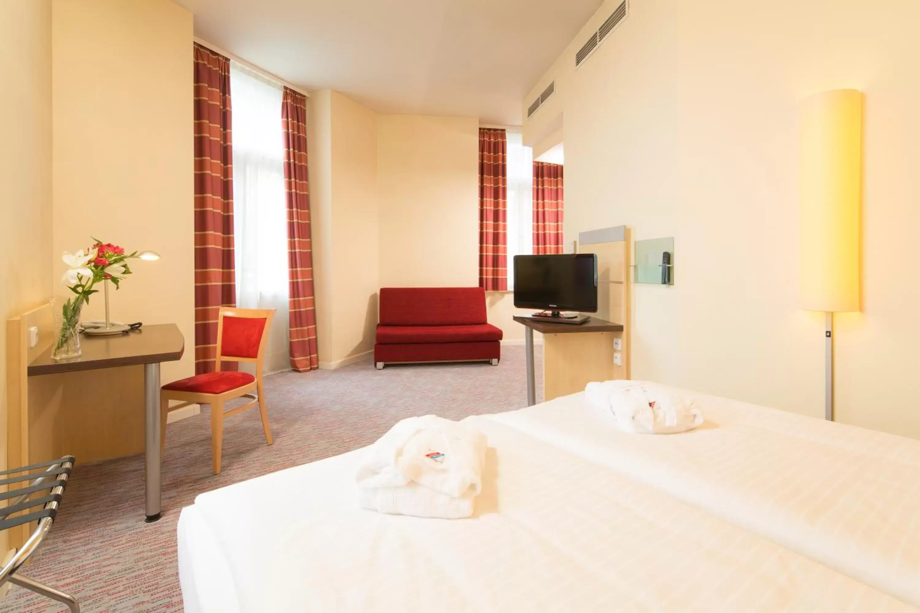 Superior Double Room with Sofa in Exe City Park Hotel Superior Double Room with Sofa in Exe City Park Hotel