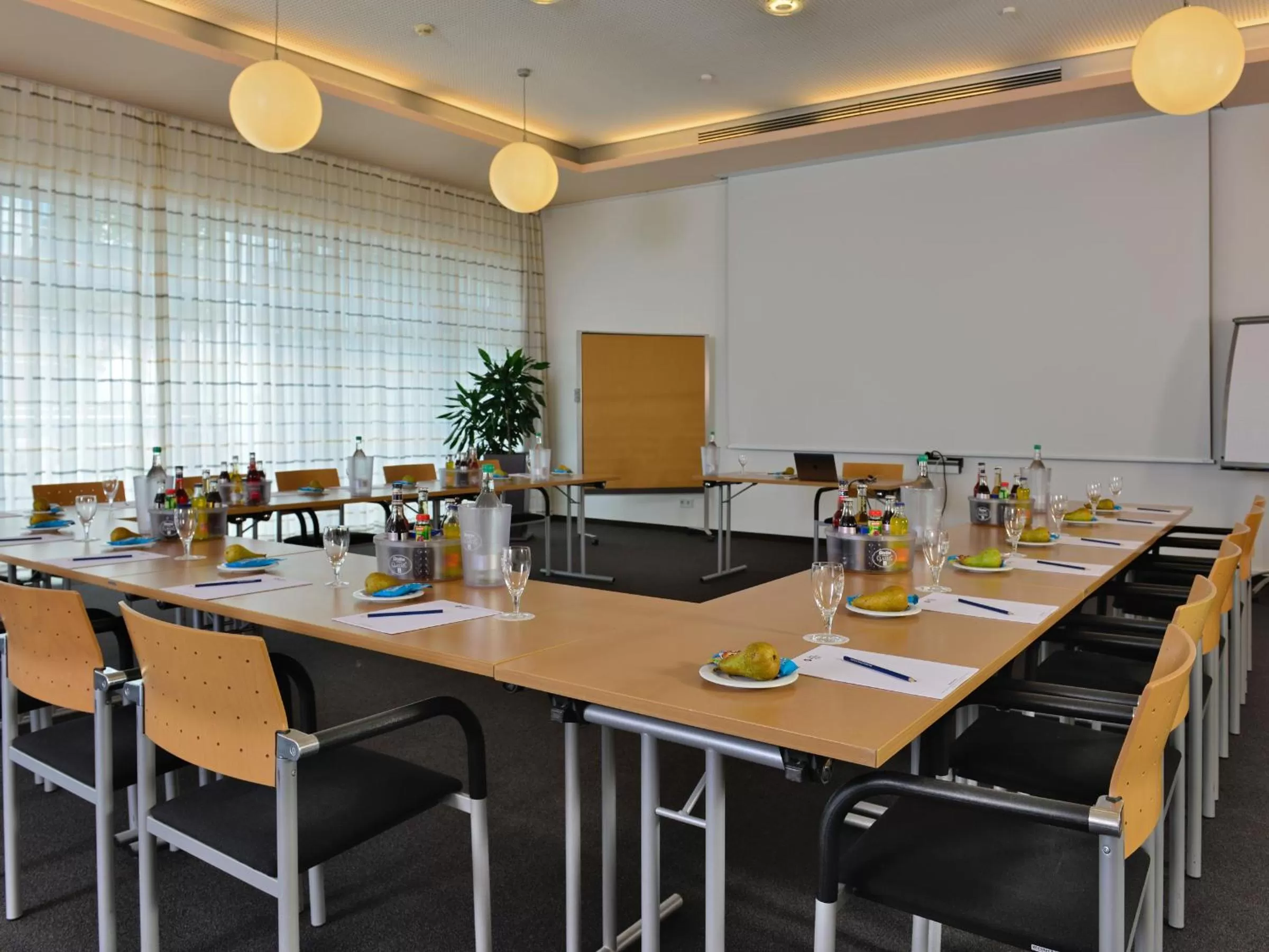 Meeting/conference room in Best Western Plus Konrad Zuse Hotel