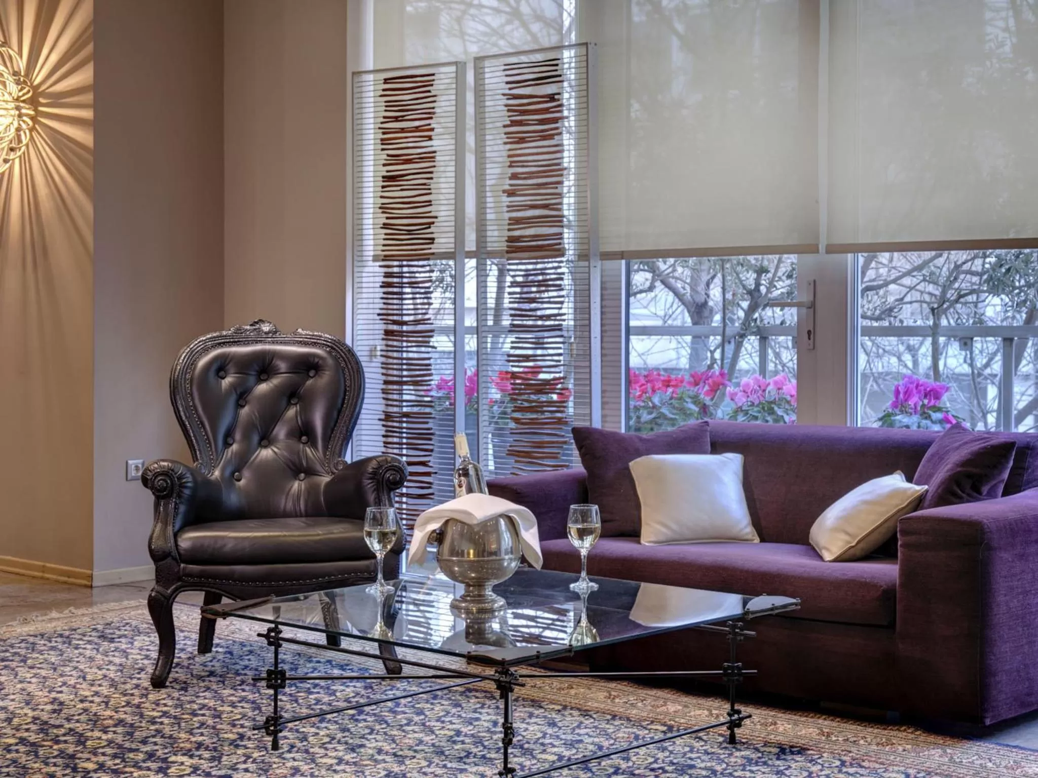 Living room in Polis Grand Hotel