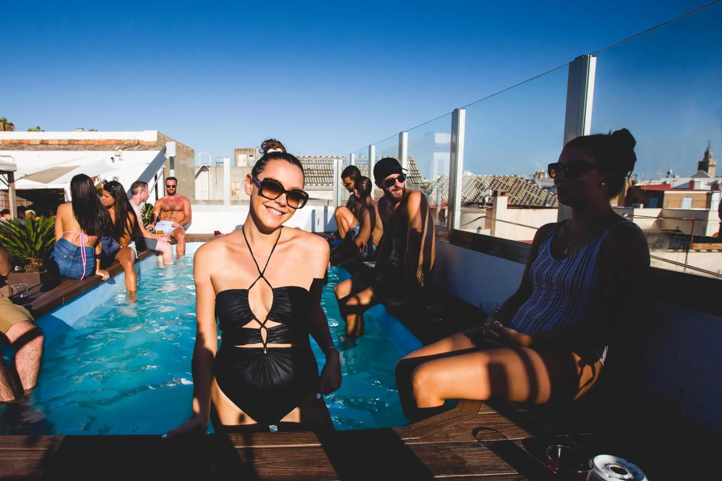 Swimming pool in Oasis Backpackers' Hostel Palace Sevilla