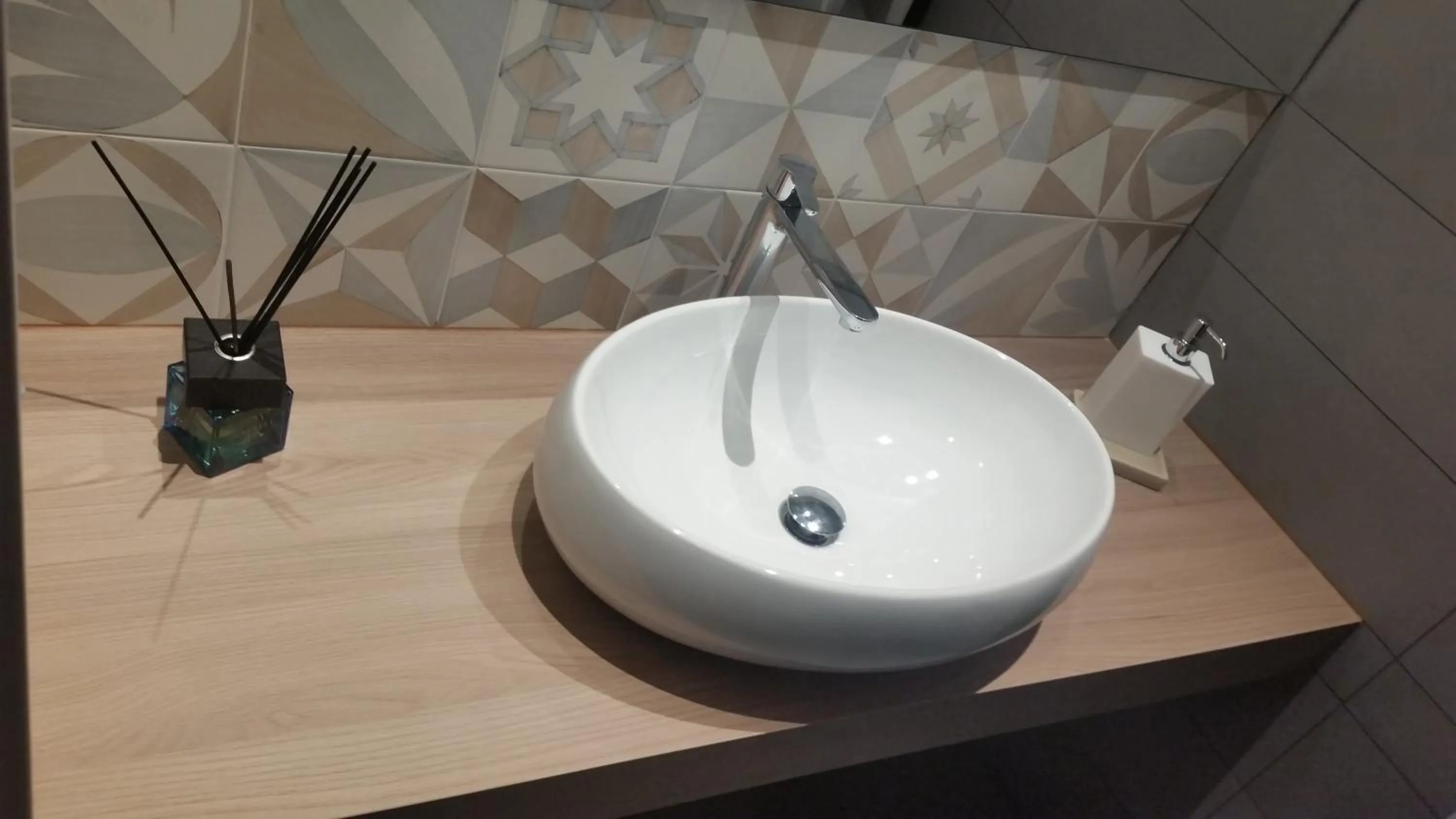 Decorative detail in Hotel Leone