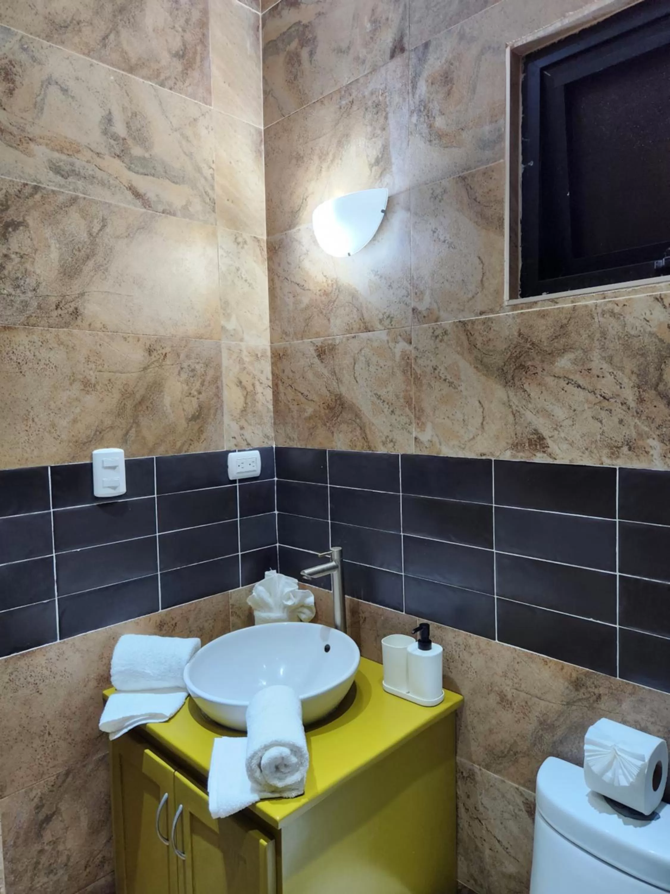 Bathroom in Hotel La Casona MC