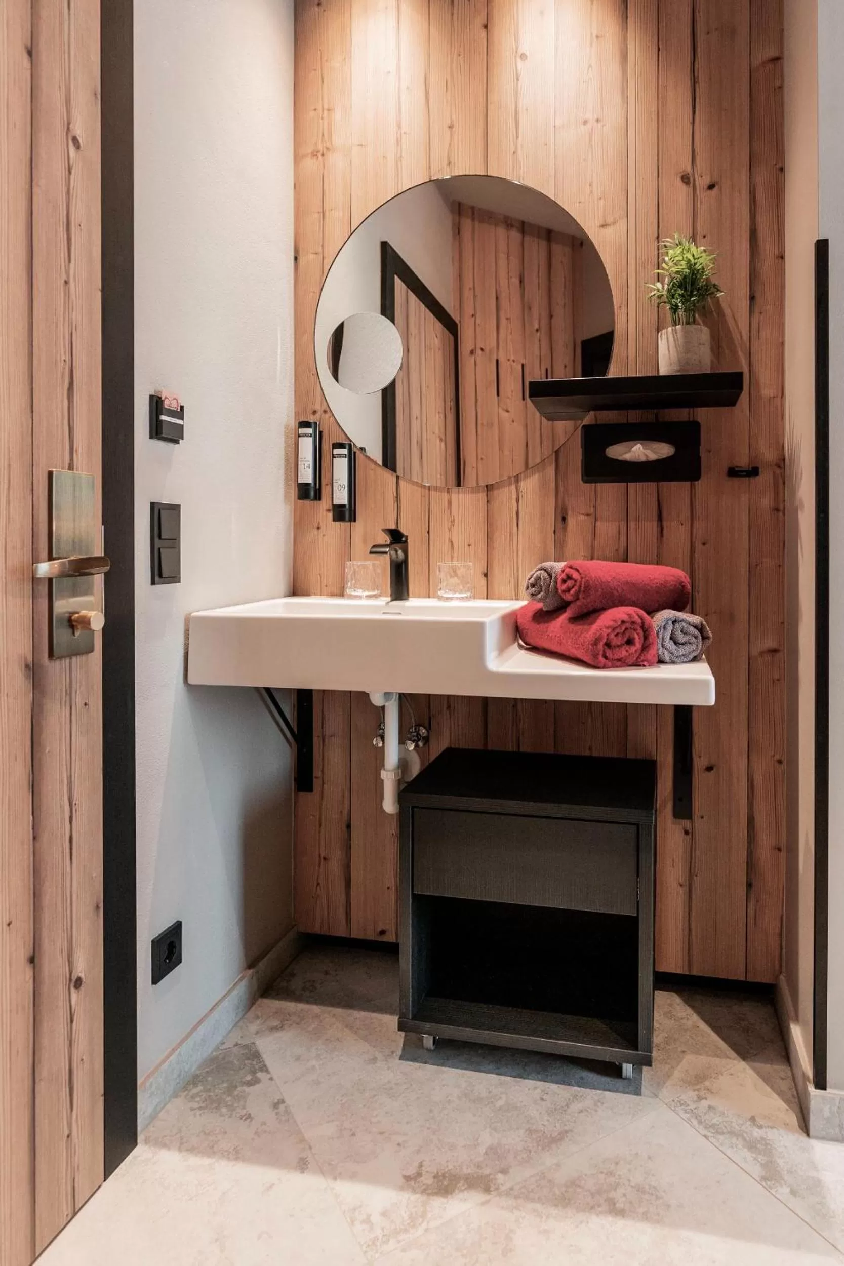 Bathroom in Hotel Astrid - Ski In - Ski Out