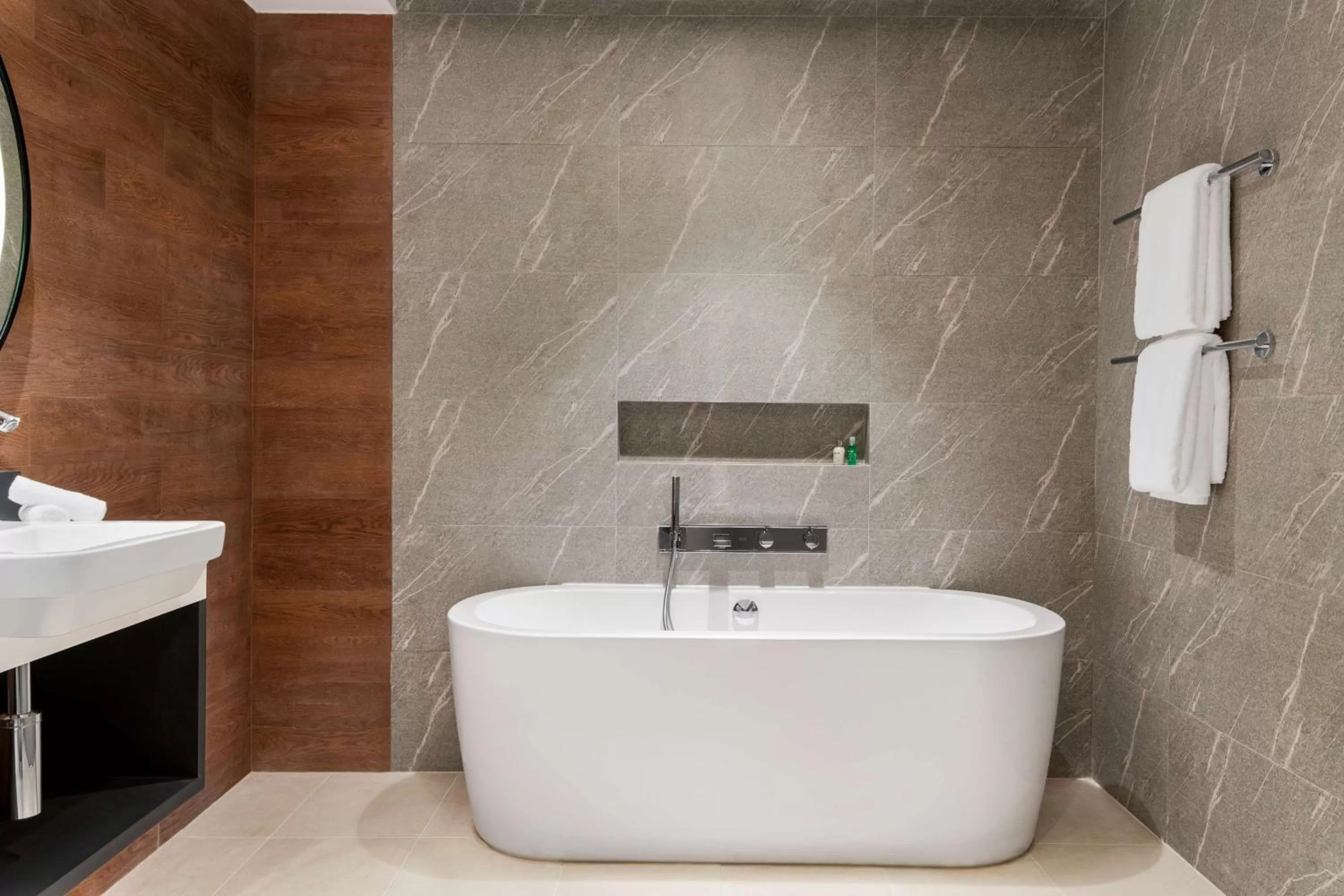 Bathroom in Radisson Blu Hotel Riyadh Convention and Exhibition Center