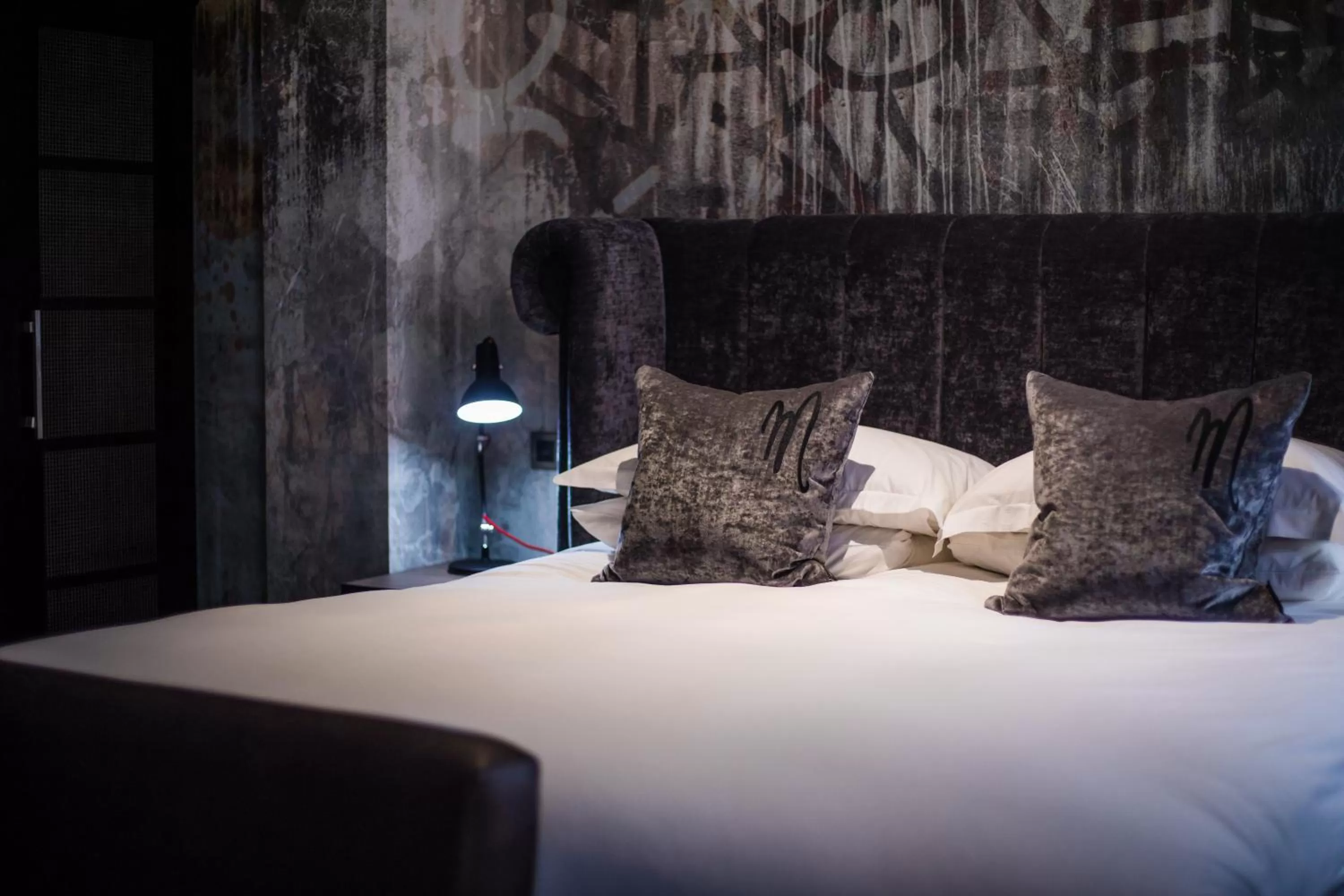 Bedroom, Bed in Malmaison Reading