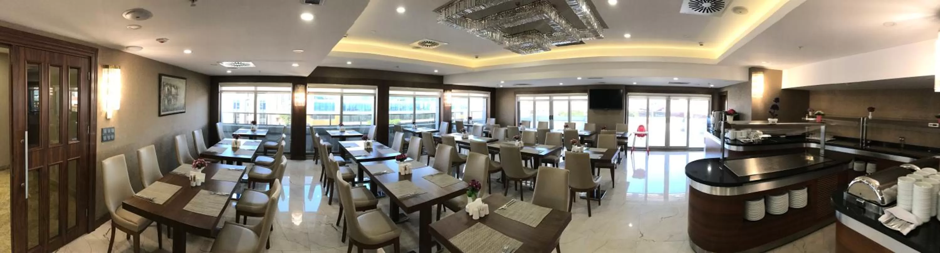 Restaurant/places to eat in Grand Turkuaz Hotel