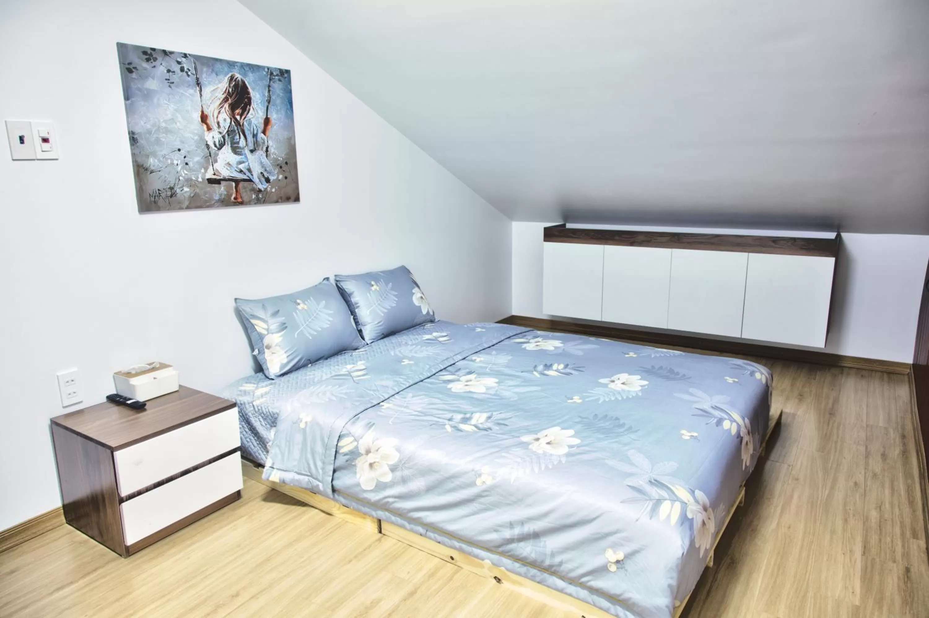 Bed in The Flamboyant #StayWork Vinhomes Marina