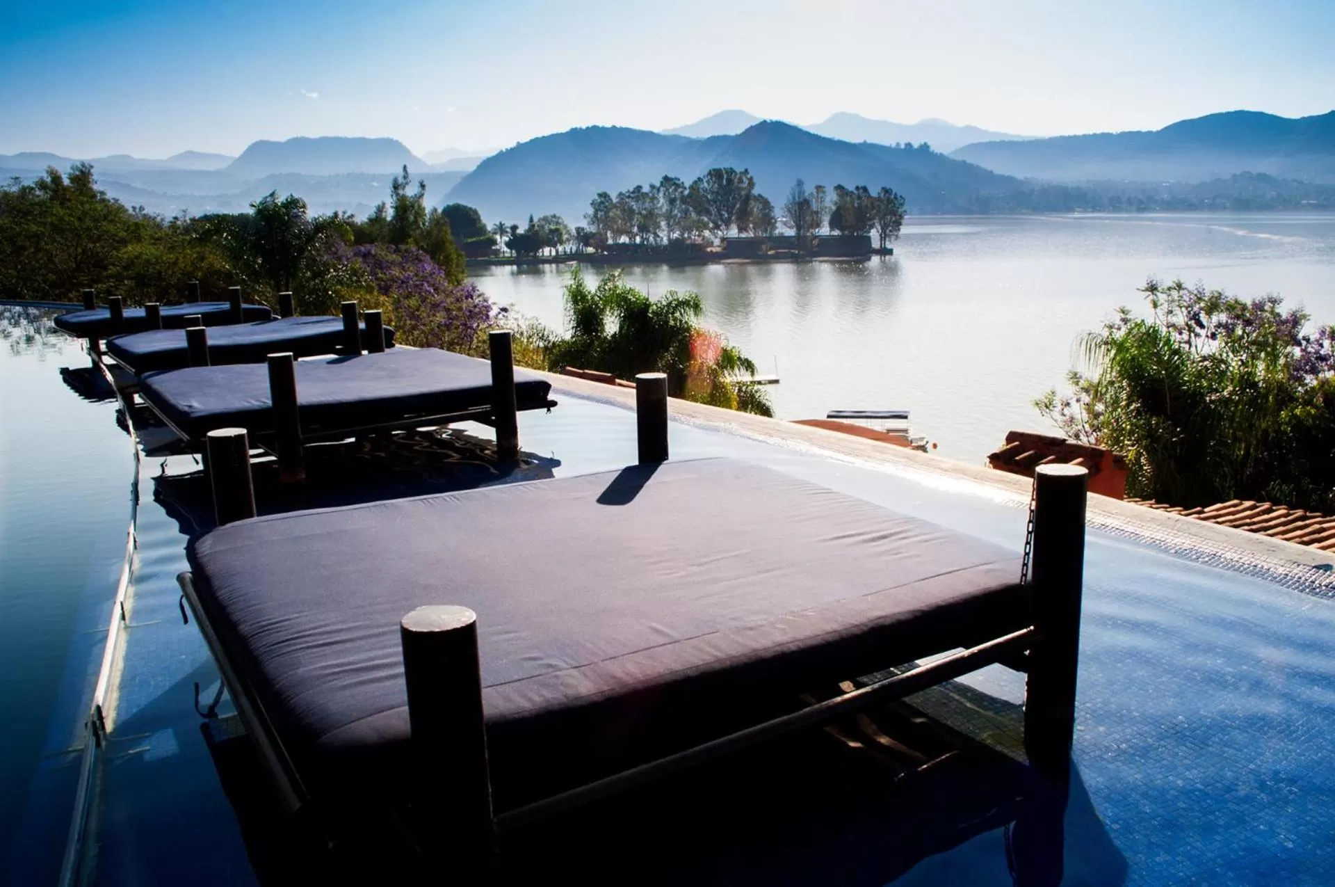Seating area in El Santuario Resort & Spa
