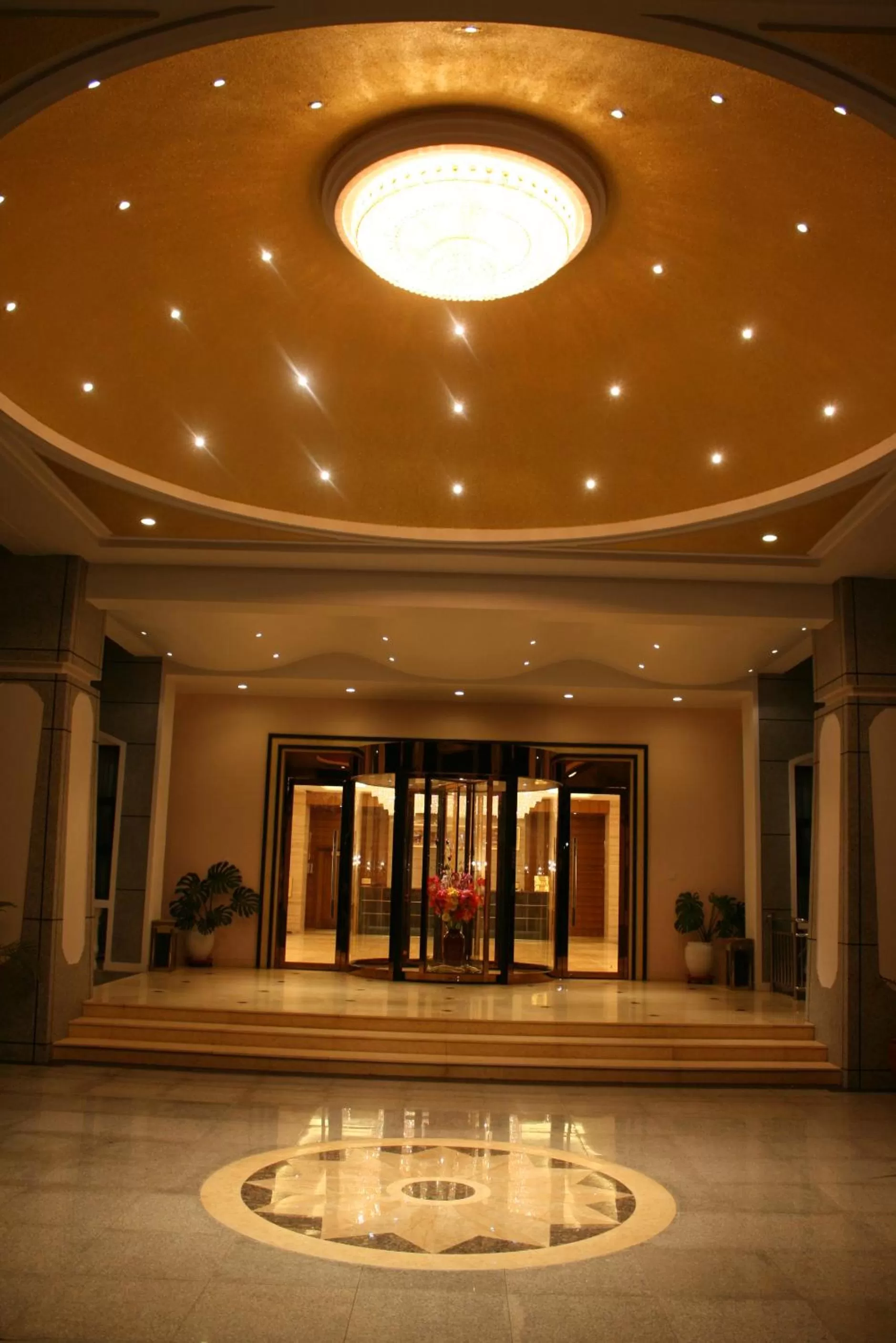 Facade/entrance in Sogecoa Golden Peacock