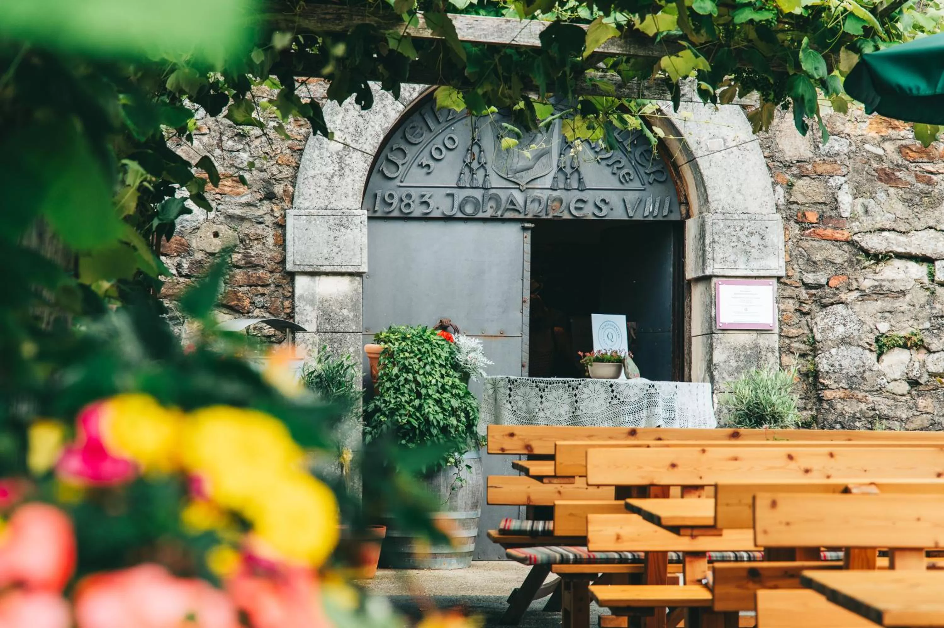 Restaurant/places to eat in Schloss Seggau