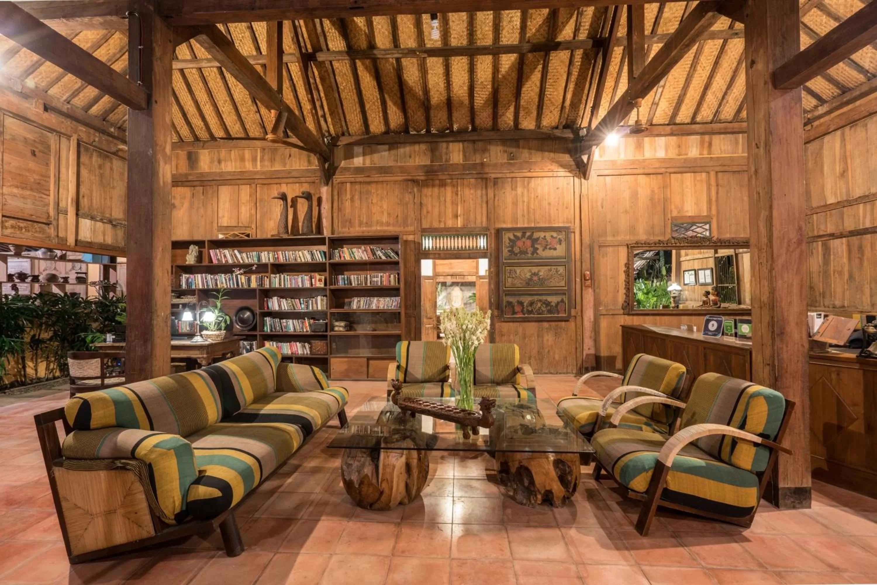 Seating area in D'omah Yogya Hotel