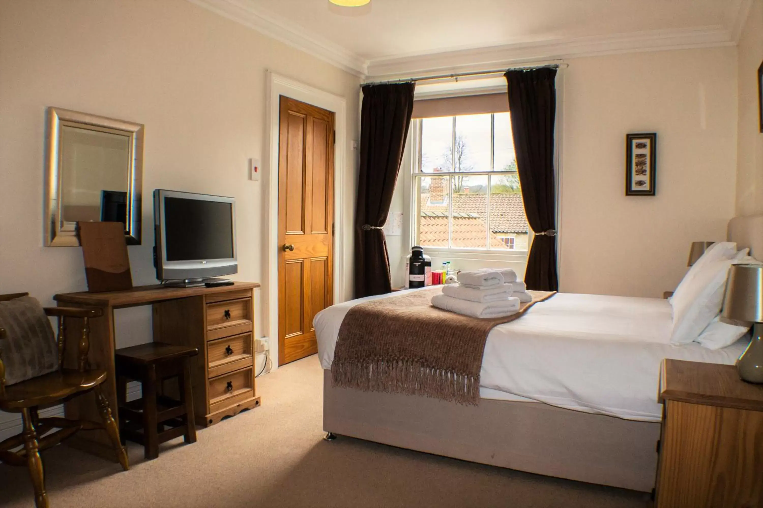 Double or Twin Room (Pet Friendly) in The Royal Oak Hotel Double or Twin Room (Pet Friendly) in The Royal Oak Hotel