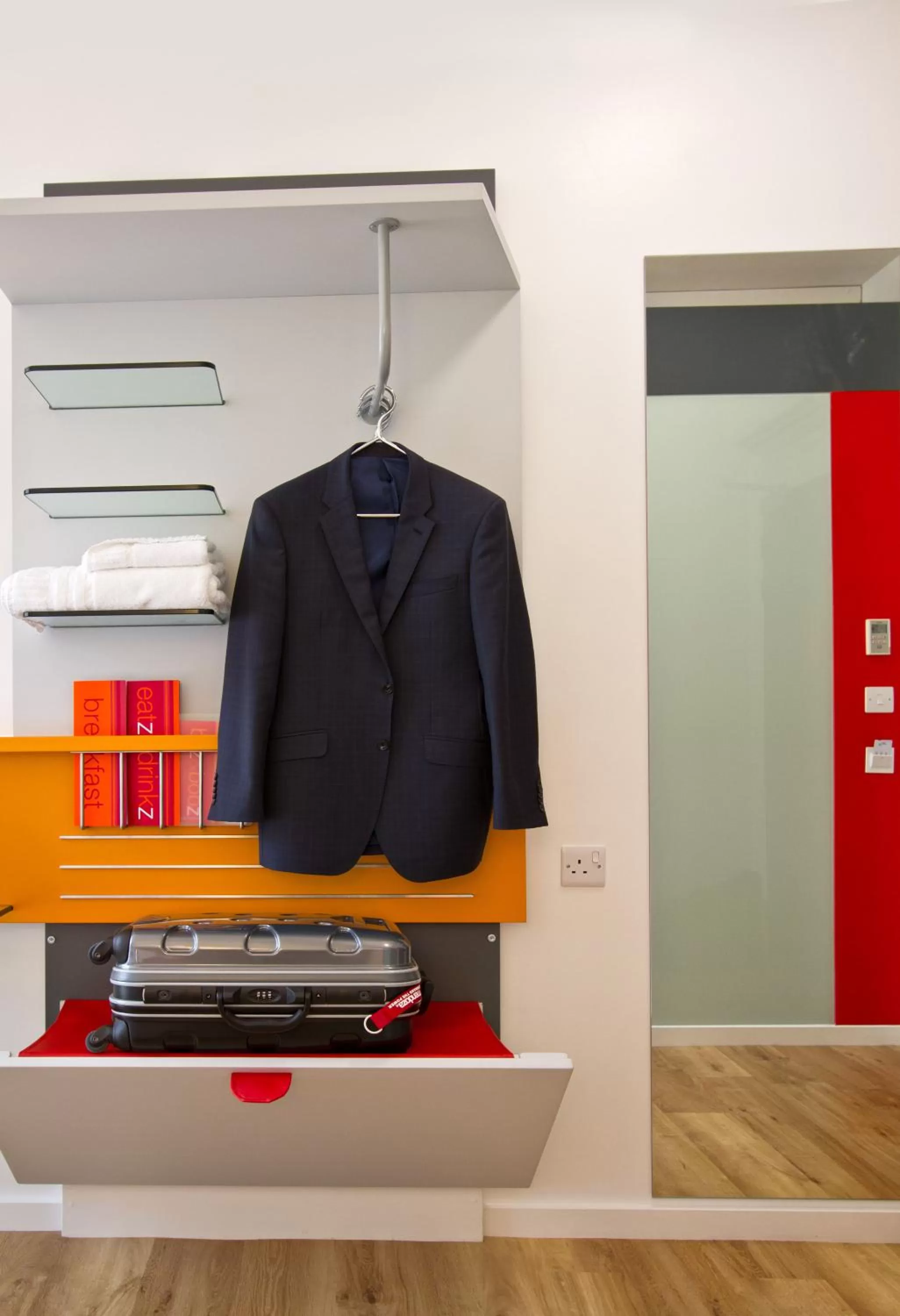 Photo of the whole room in Sleeperz Hotel Newcastle