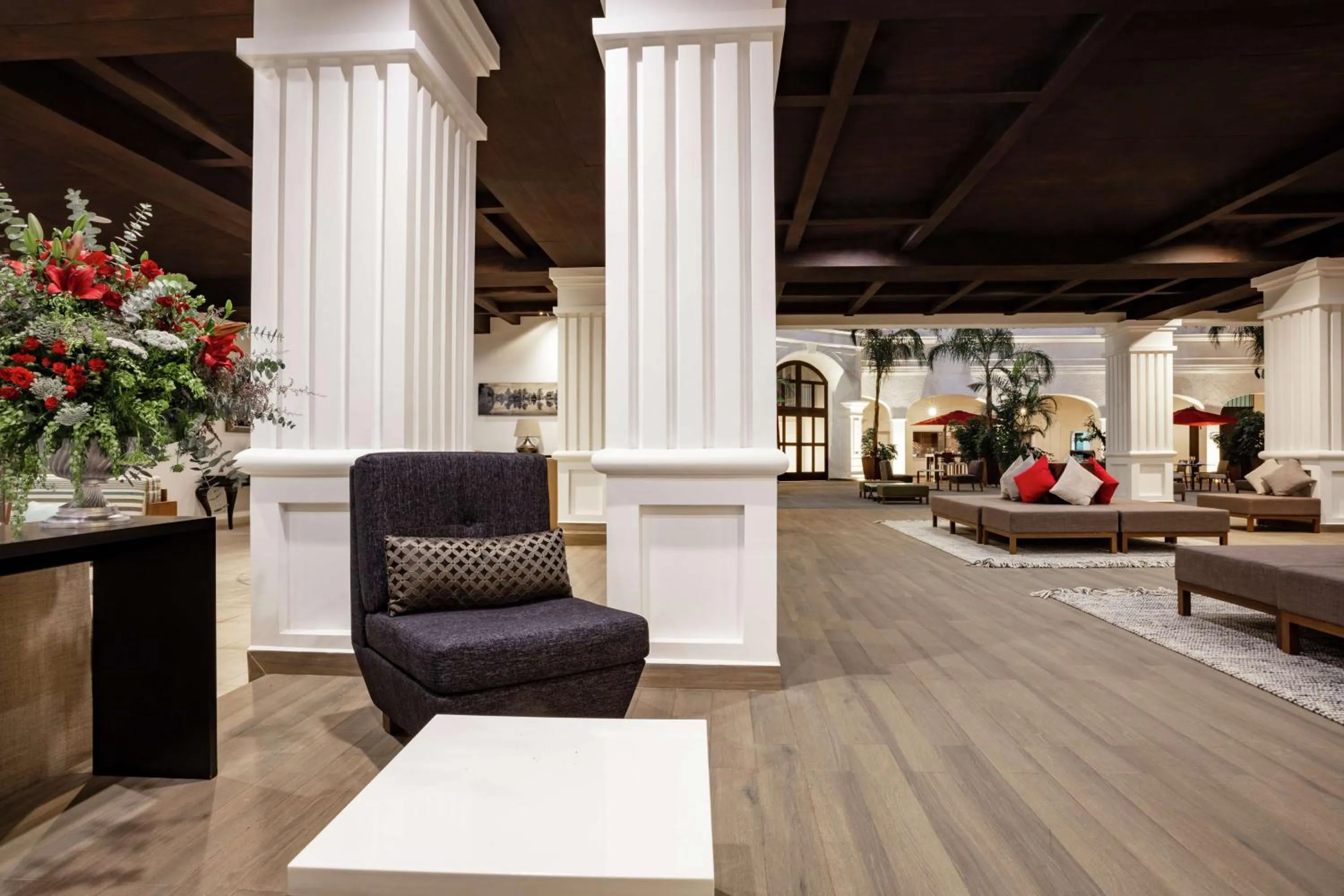 Lobby or reception in Doubletree By Hilton Toluca