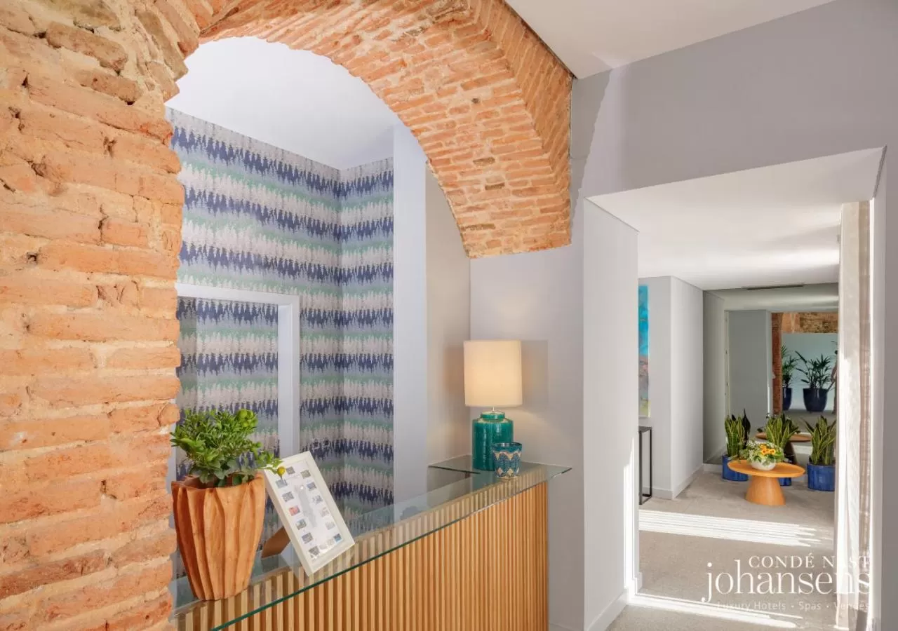 Lobby or reception in Pure Monchique Hotel - Villa Termal Spa Resort - by Unlock Hotels