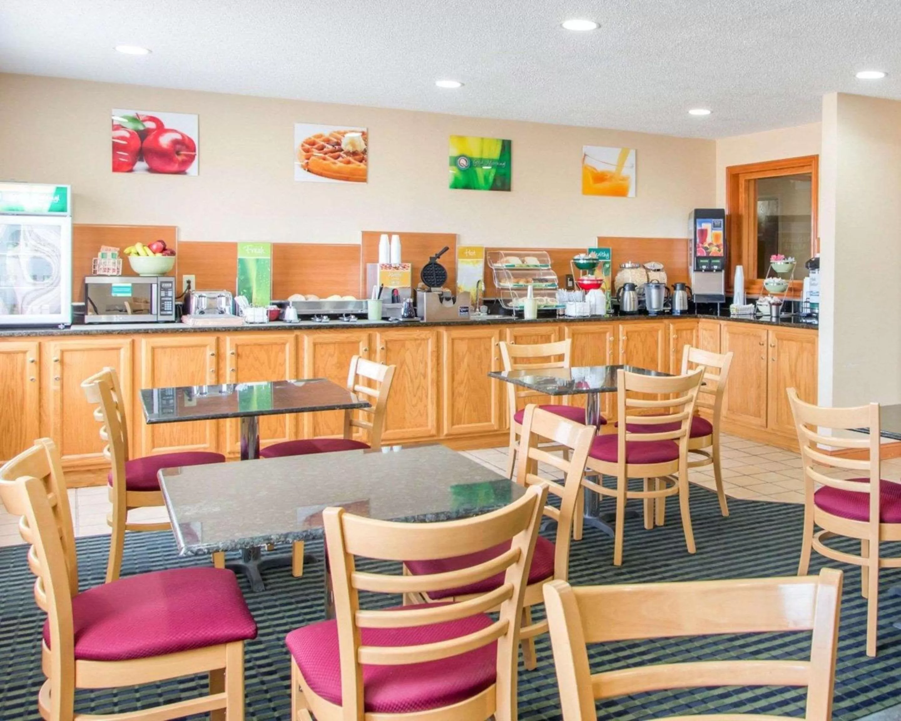 Restaurant/places to eat in Quality Inn Ottawa near Starved Rock State Park