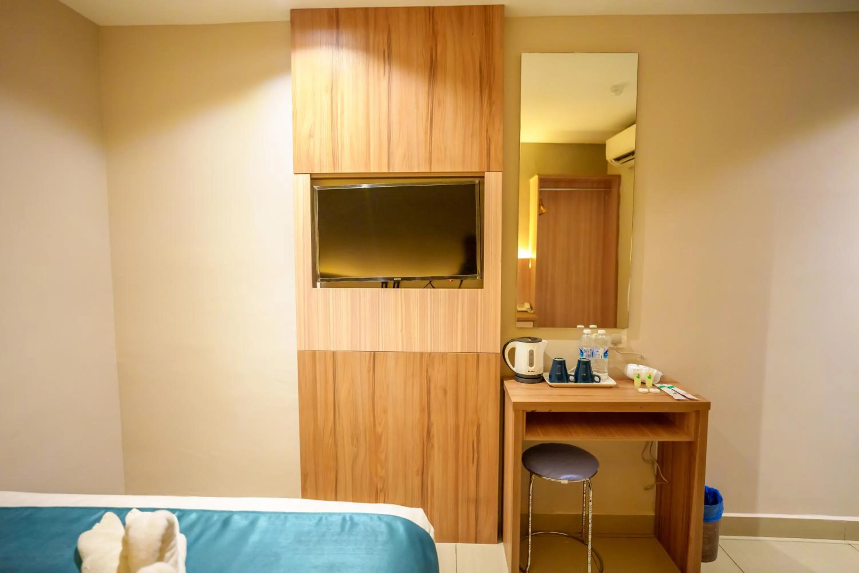 TV and multimedia, Bed in Euro Life Hotel @ KL Sentral