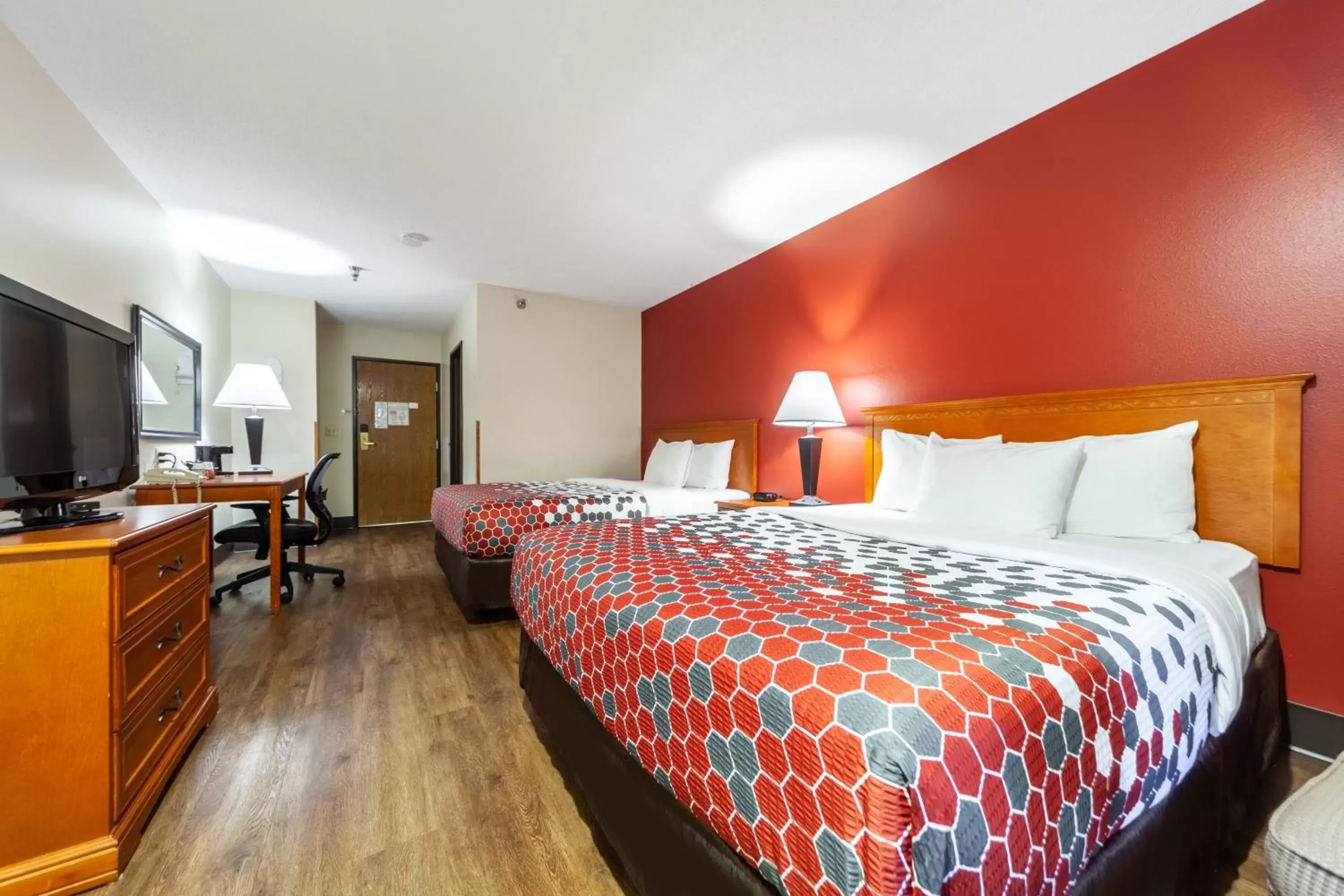 Standard Queen Room with Two Queen Beds - Non Smoking in Econo Lodge Standard Queen Room with Two Queen Beds - Non Smoking in Econo Lodge