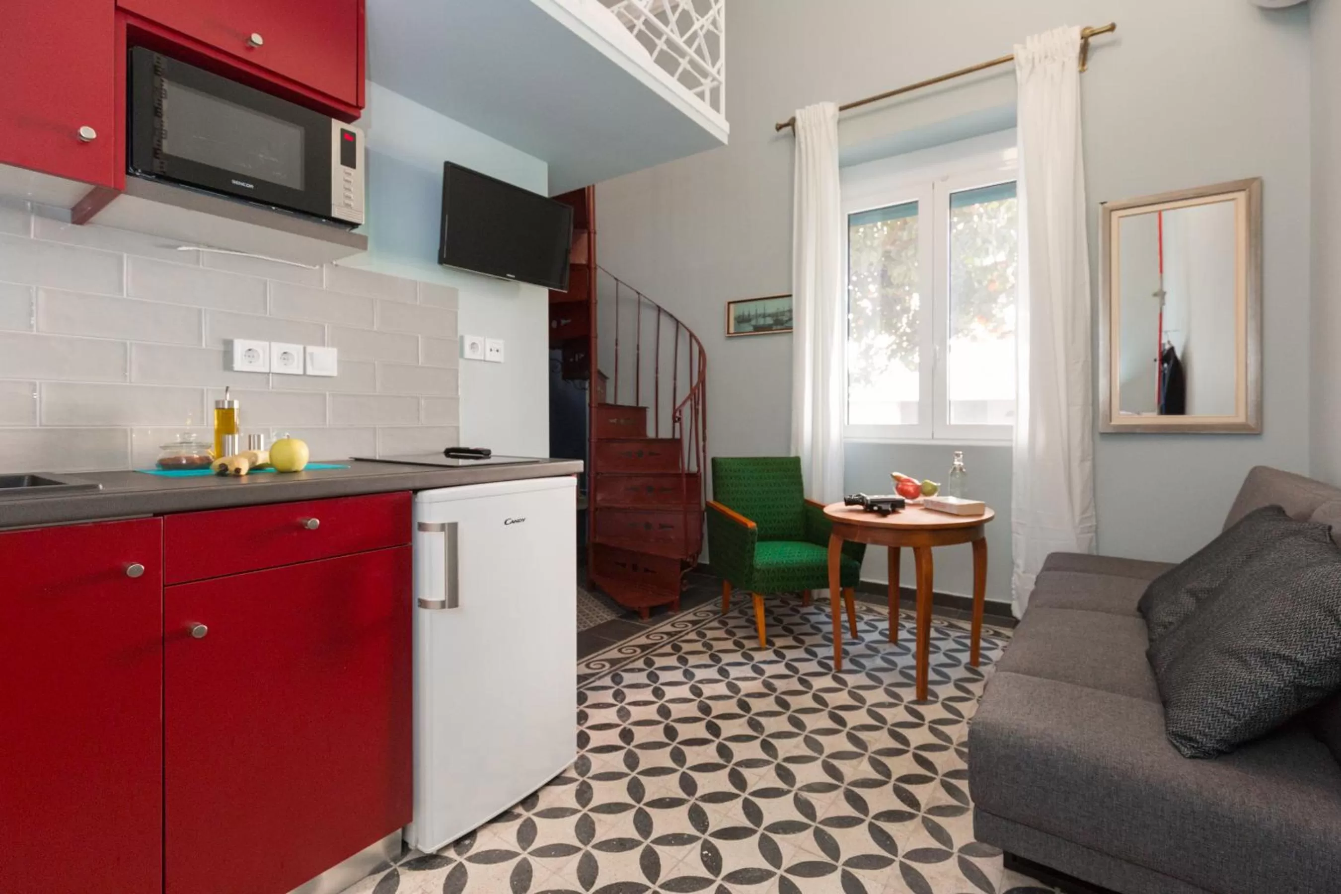 Troon of Athens Apartments